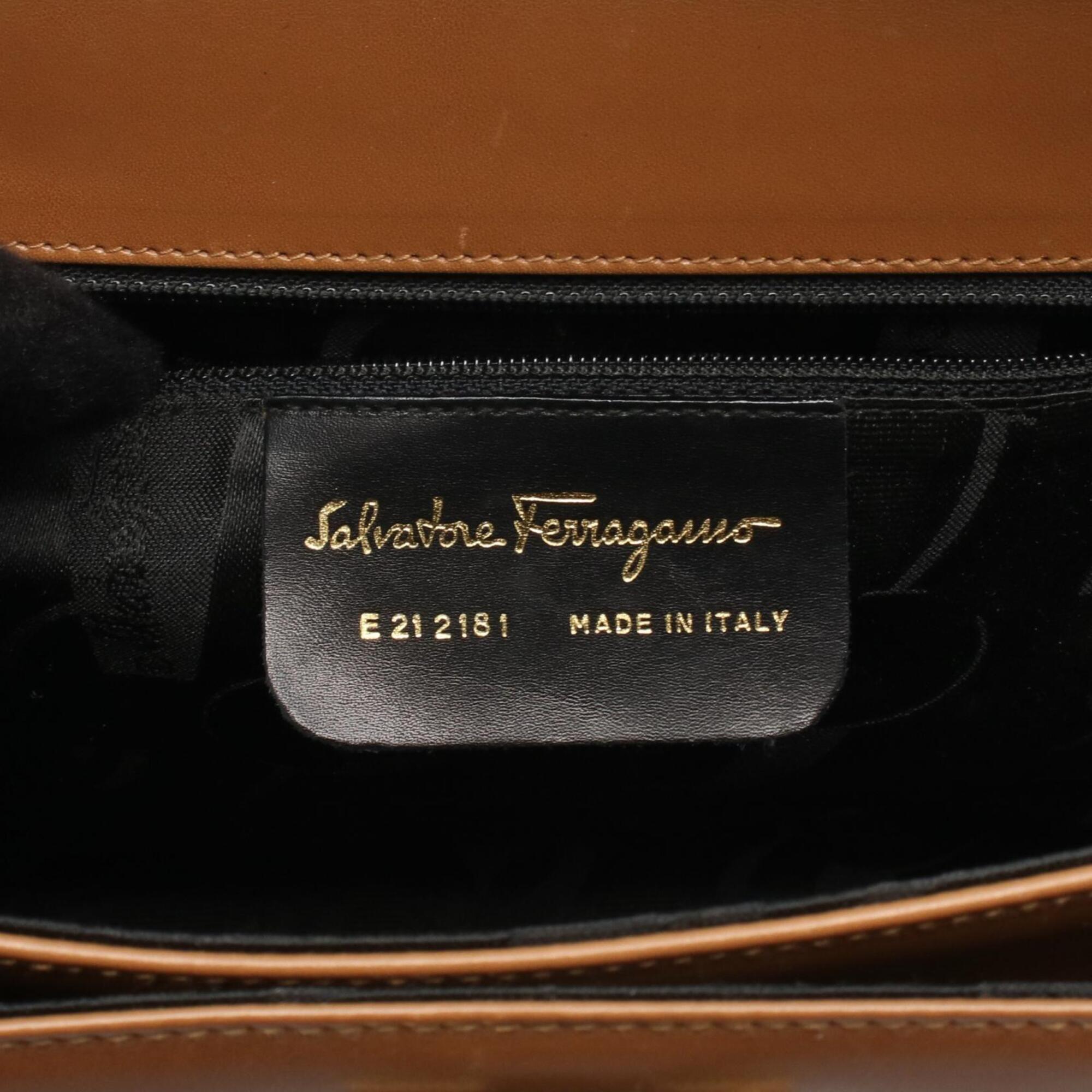 Salvatore Ferragamo Gancini Brown Leather Handbag (Pre-Owned)