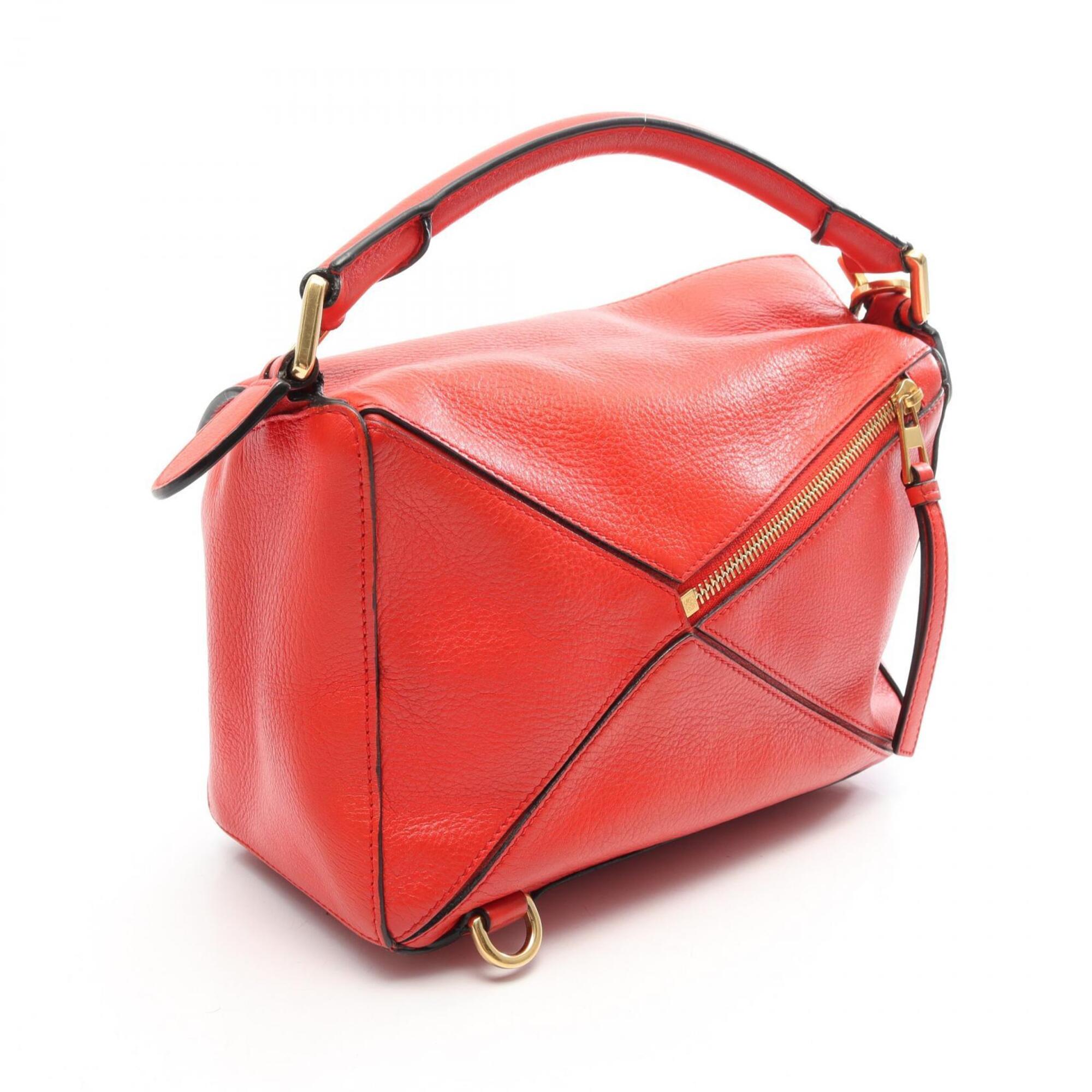 Loewe Red Color Leather Handbag (Pre-Owned)