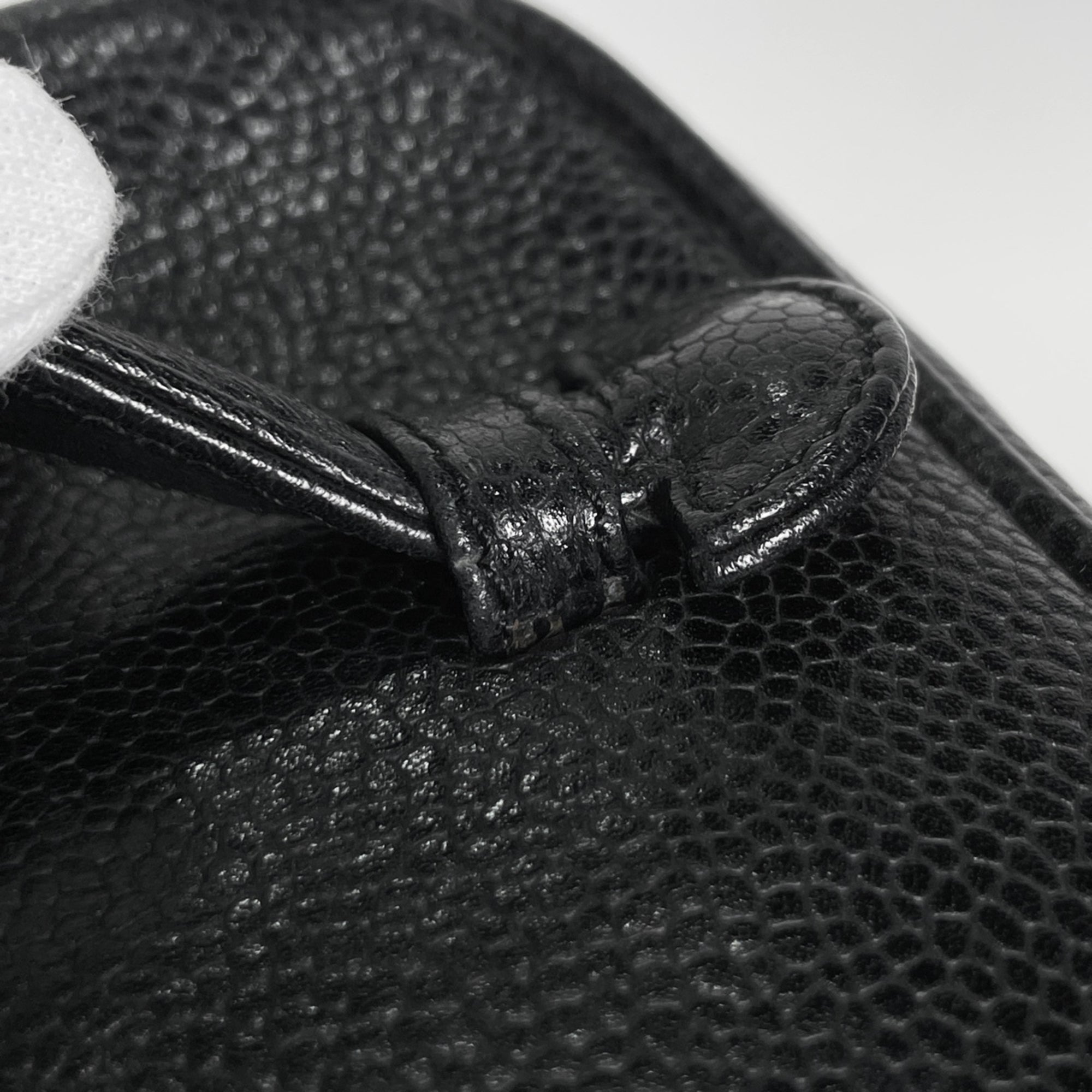 Chanel Black Grained Calfskin Pouch Vanity Bag (Pre-Owned)