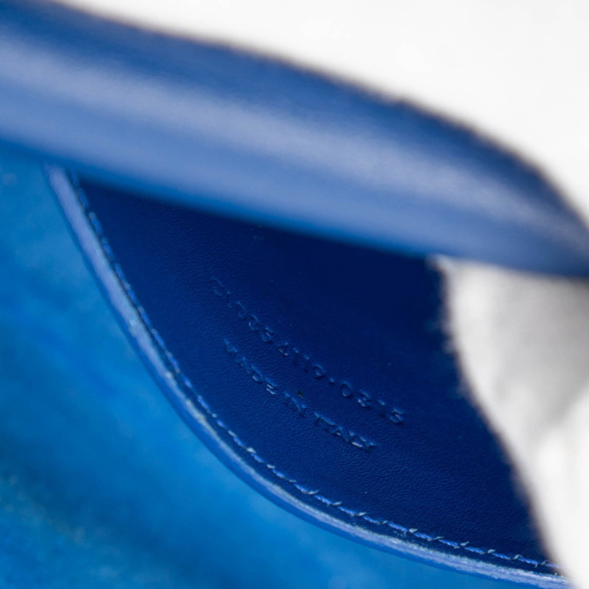 Saint Laurent Blue Leather Shoulder Bag (Pre-Owned)