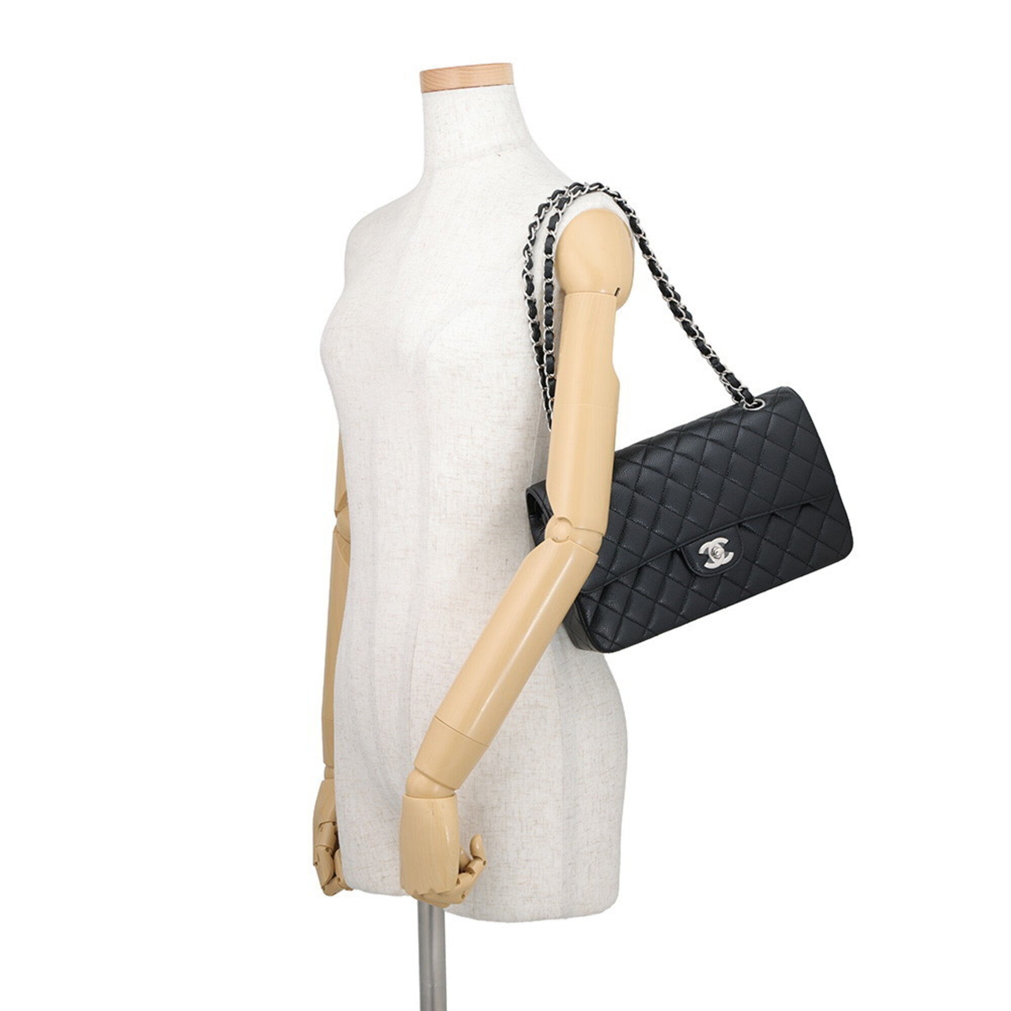 Chanel Matelasse Black Grained Calfskin Handbag Shoulder Bag (Pre-Owned)