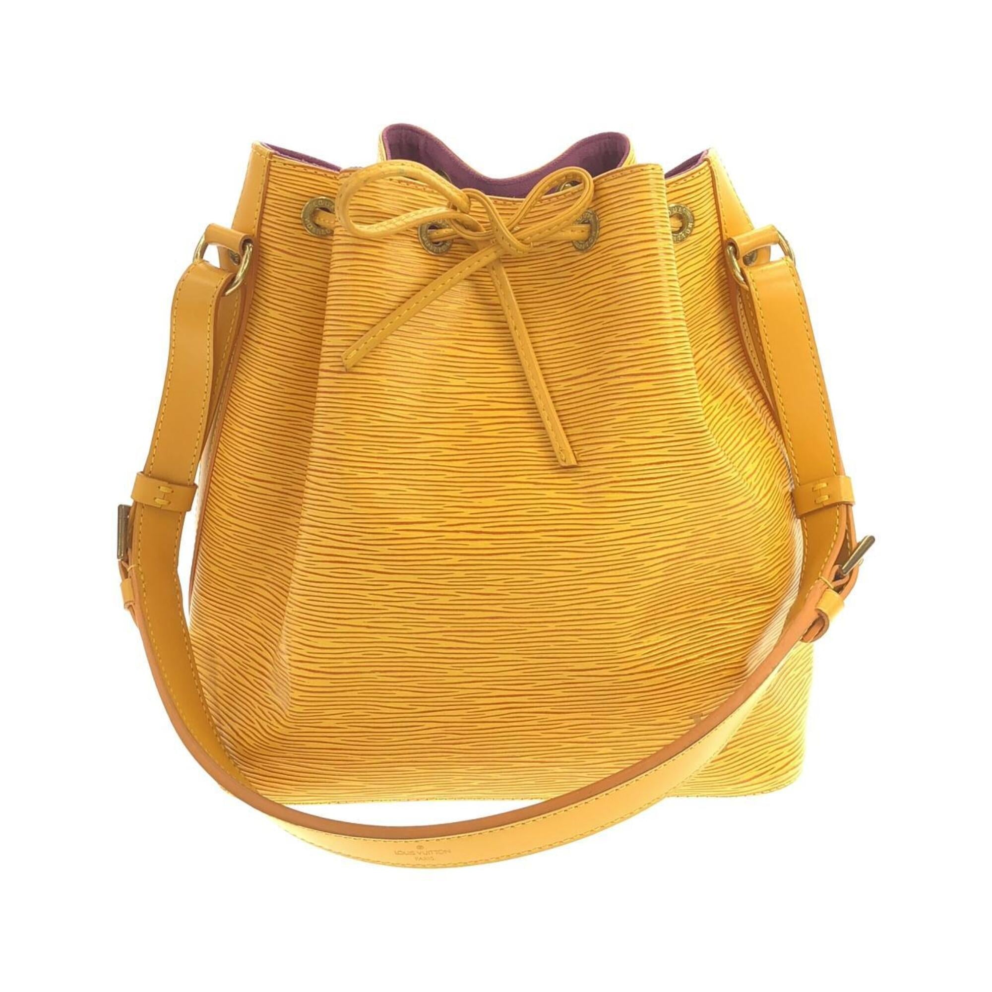 Louis Vuitton Yellow Leather Shoulder Bag (Pre-Owned)