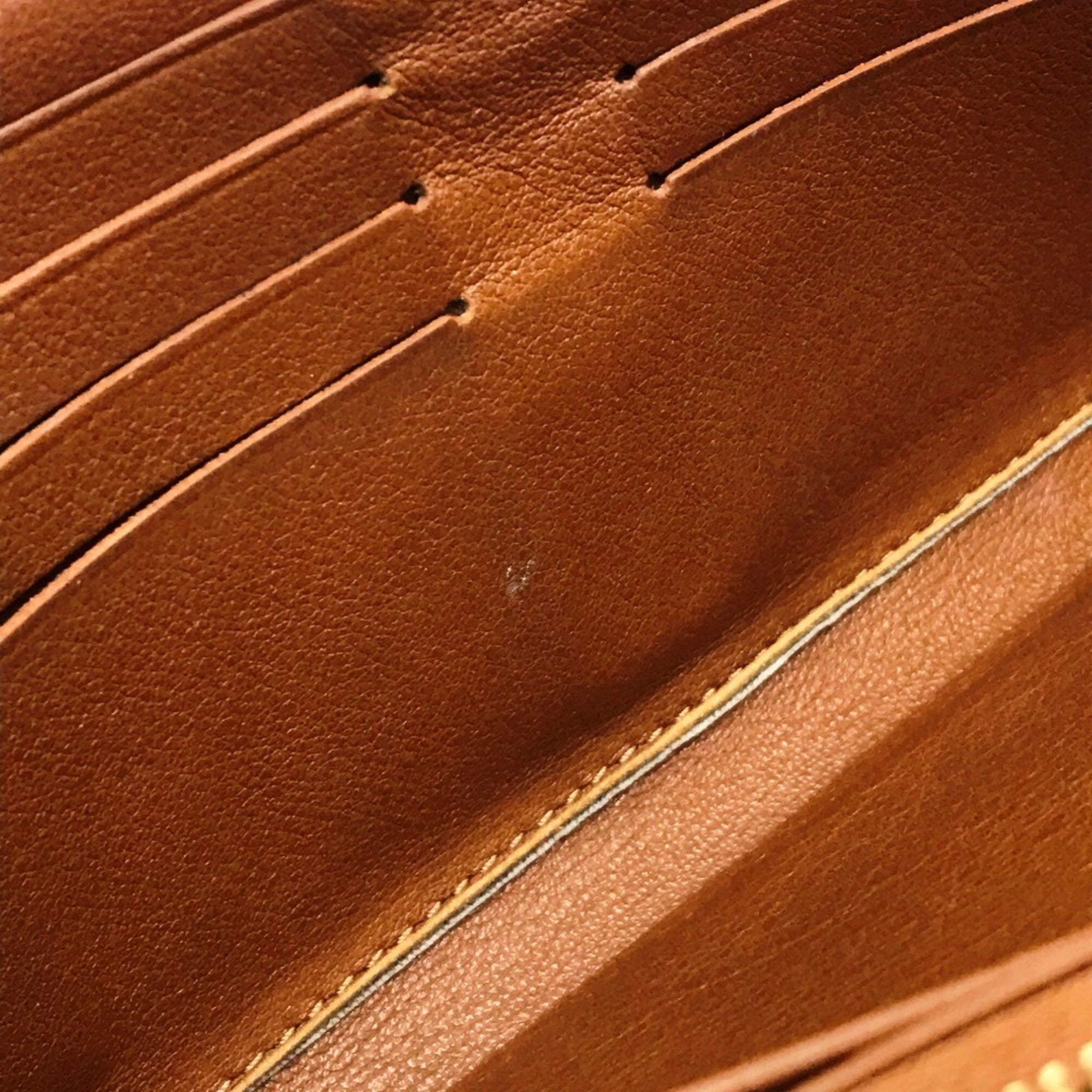 Louis Vuitton Mahina Brown Cognac Mahina Leather Long Wallet (Bi-Fold) (Pre-Owned)