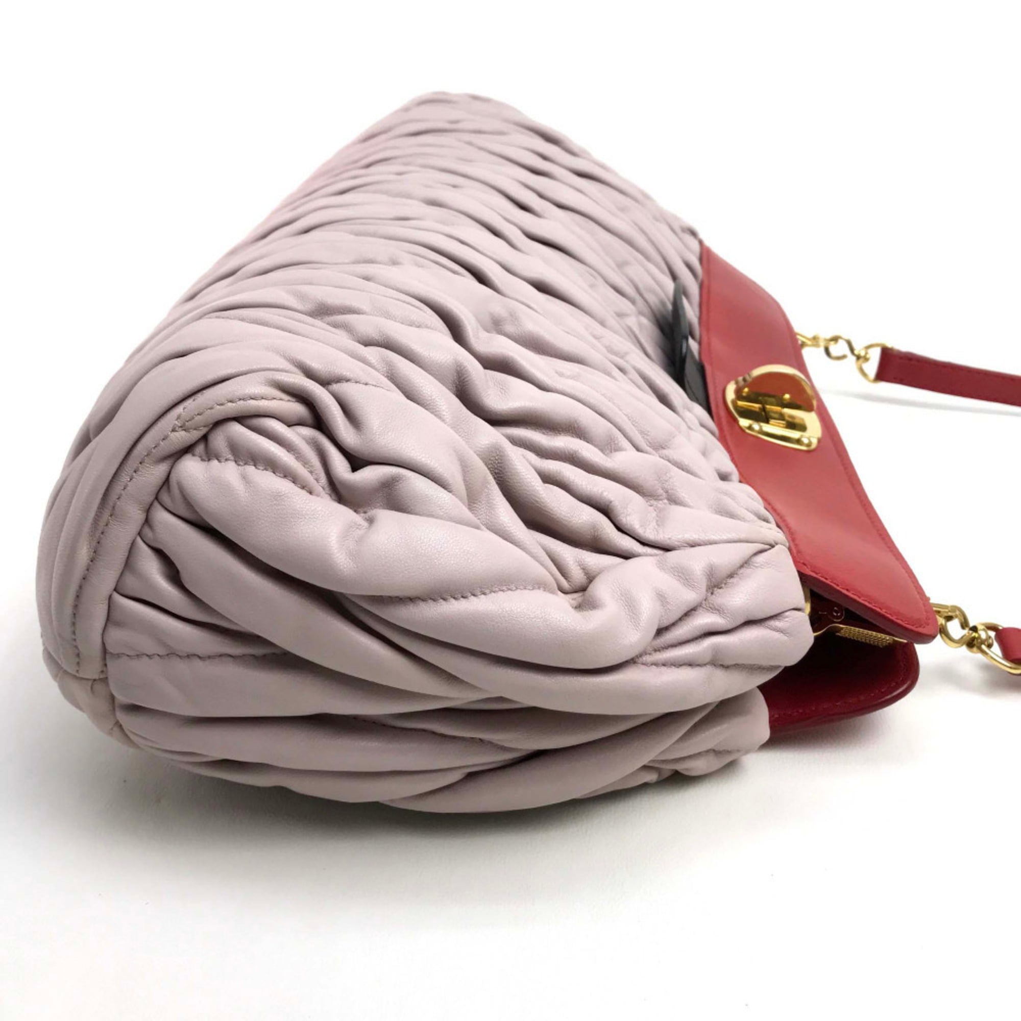 Miu Miu Matelasse Black Light Pink Leather Clutch Bag Handbag Shoulder Bag (Pre-Owned)