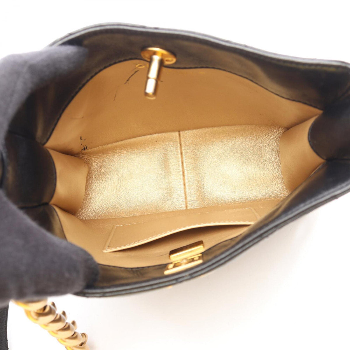 Chanel Matelasse Black Leather Handbag Shoulder Bag (Pre-Owned)
