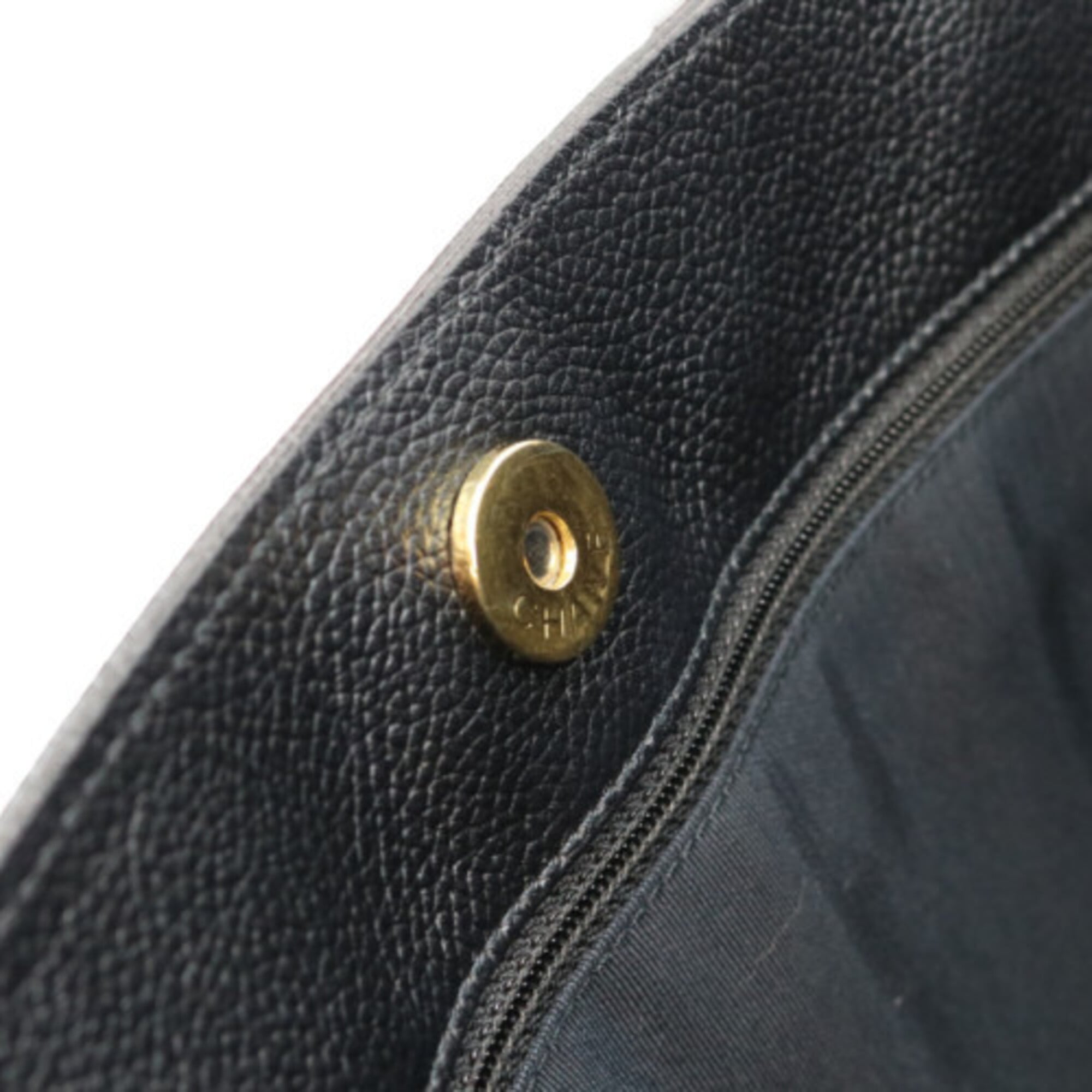 Chanel Black Leather Tote Bag (Pre-Owned)