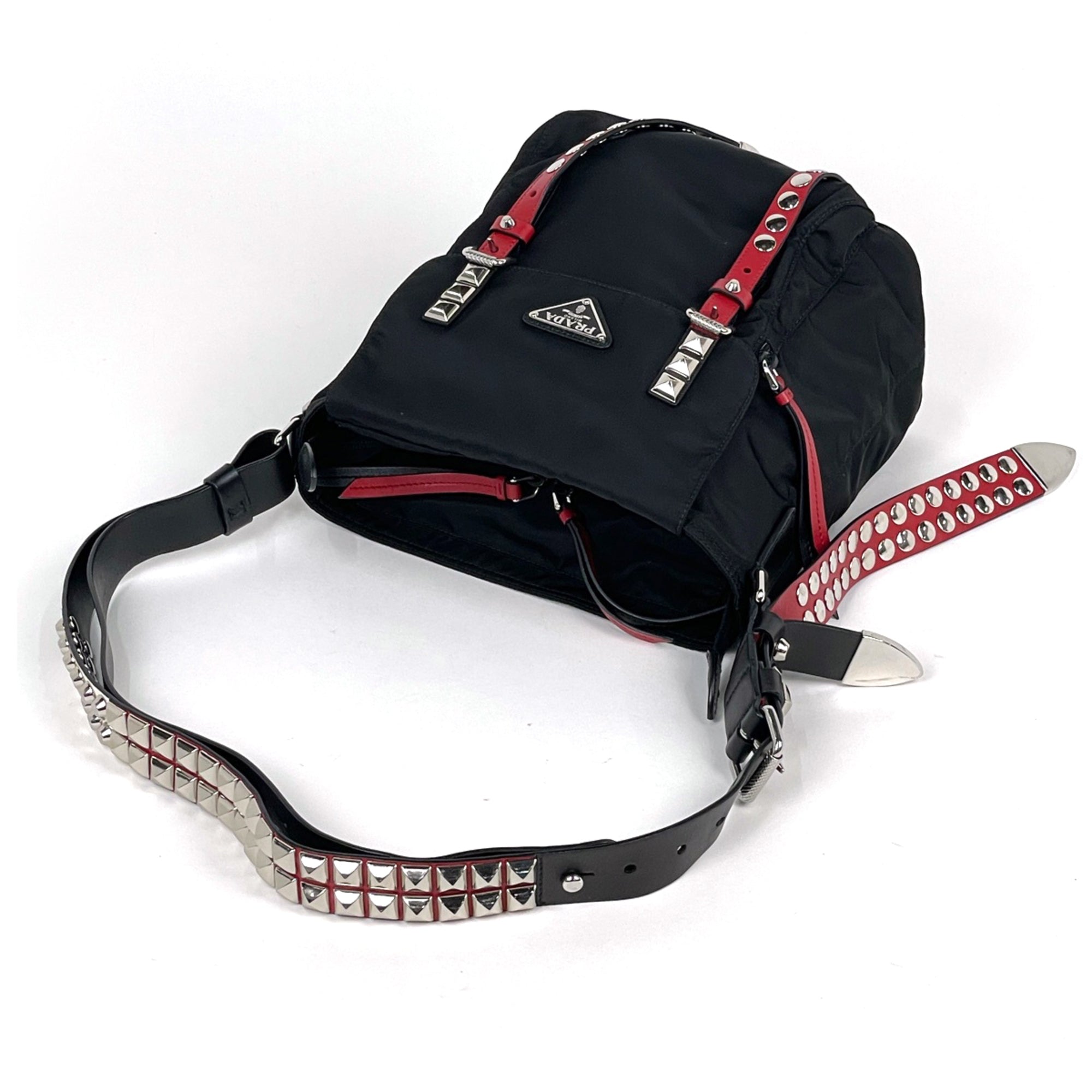 Prada Black Nylon Shoulder Bag (Pre-Owned)