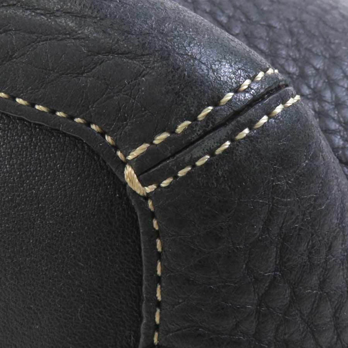 Coach Black Leather Handbag (Pre-Owned)