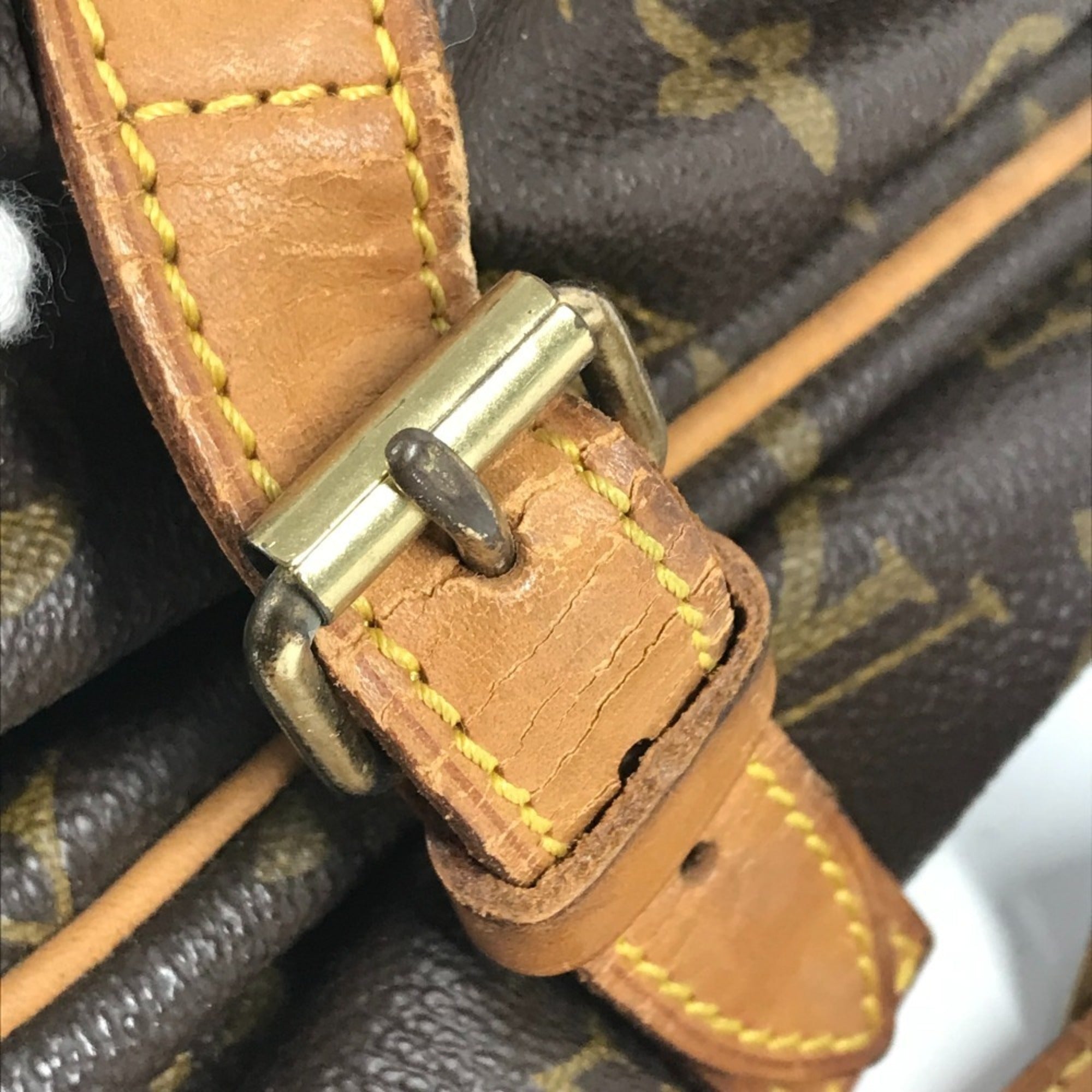 Louis Vuitton Brown Monogram Canvas Shoulder Bag (Pre-Owned)