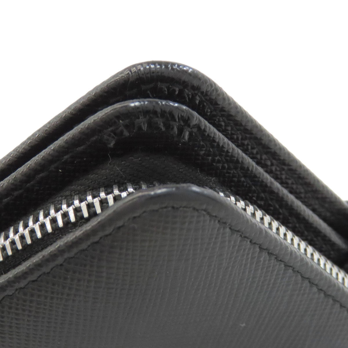 Prada Saffiano Black Leather Wallet (Bi-Fold) (Pre-Owned)