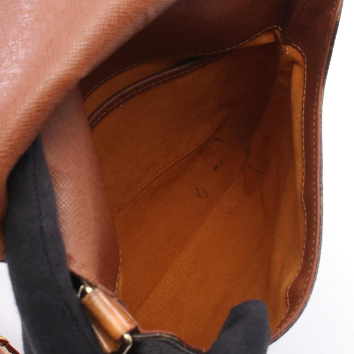 Louis Vuitton Brown Coated Canvas Leather Handbag Shoulder Bag (Pre-Owned)