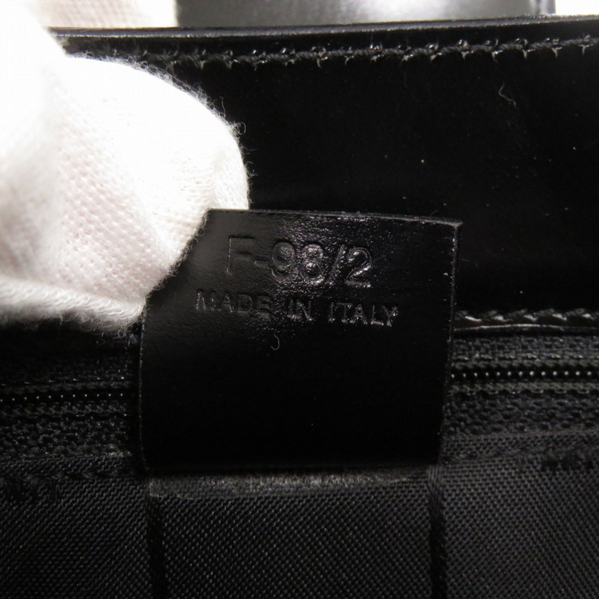 Celine Black Leather Shoulder Bag (Pre-Owned)