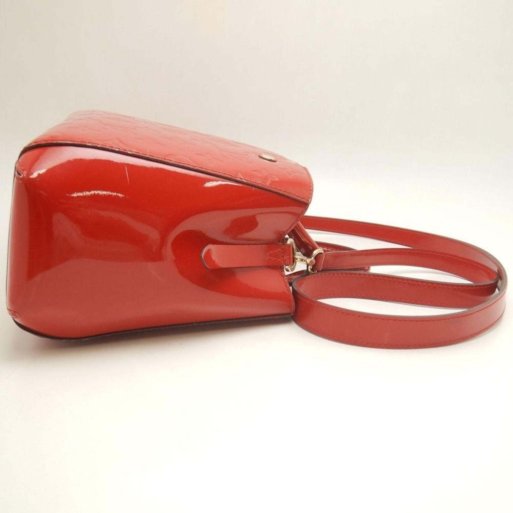 Louis Vuitton Cerise Patent Leather Handbag (Pre-Owned)