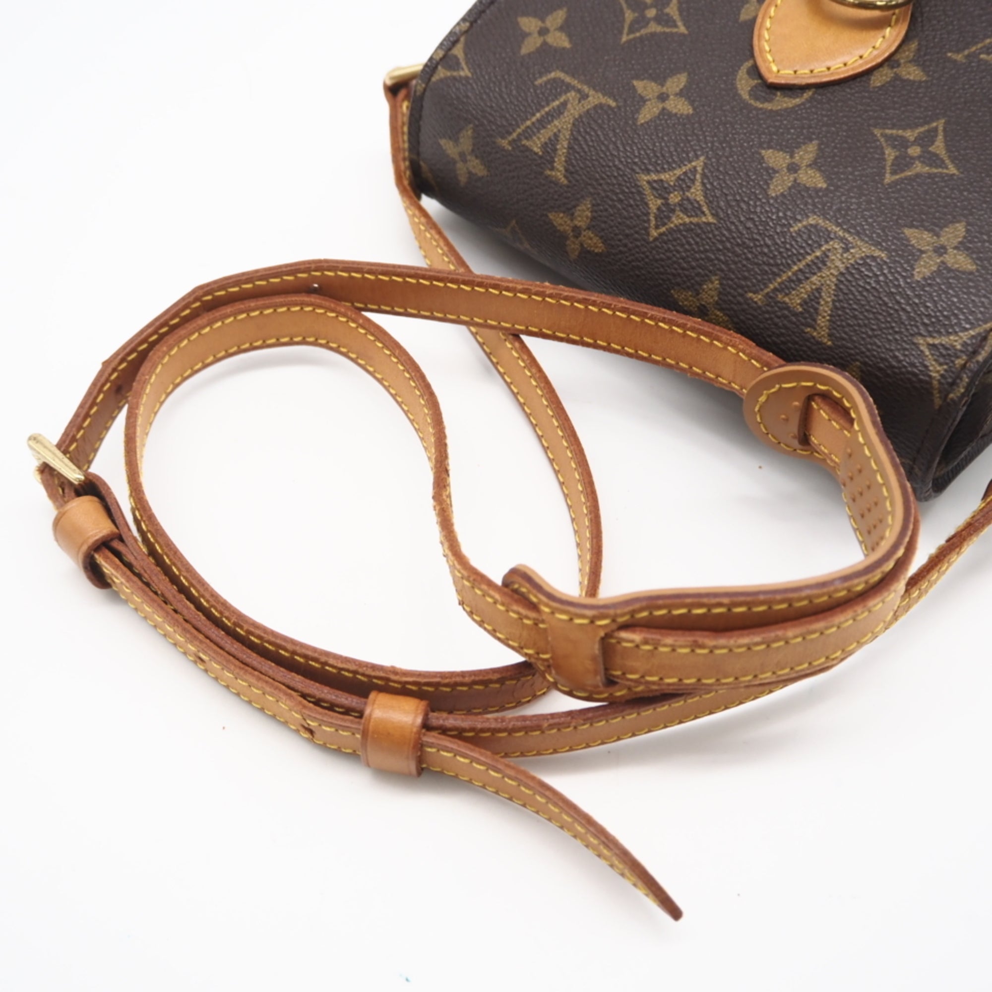 Louis Vuitton Brown Monogram Monogram Shoulder Bag (Pre-Owned)