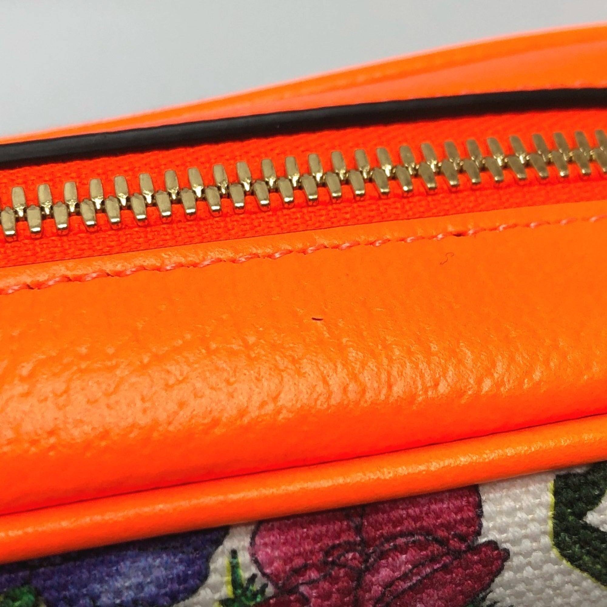 Gucci Multi-Color Canvas Leather Shoulder Bag (Pre-Owned)