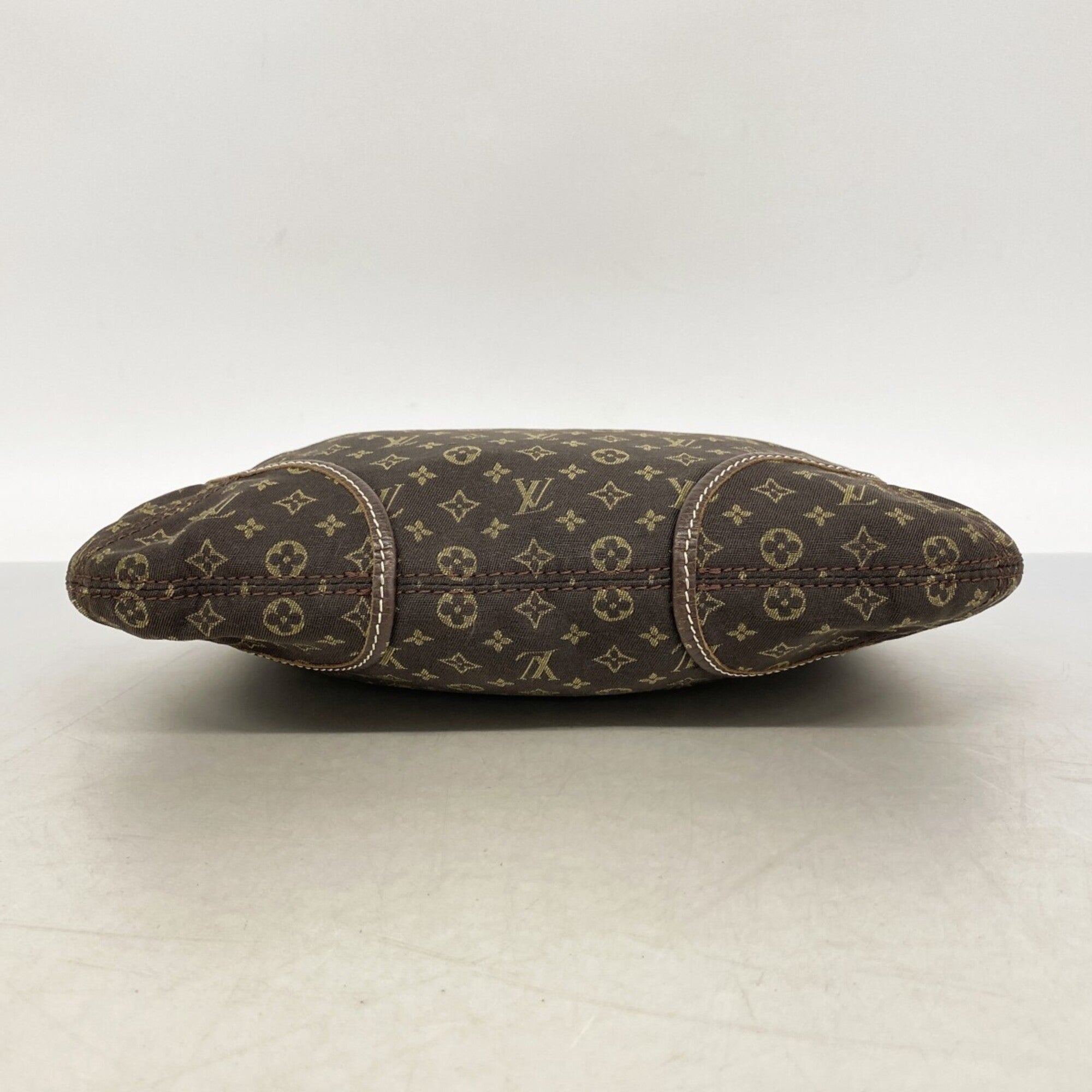 Louis Vuitton Ebene Handbag (Pre-Owned)