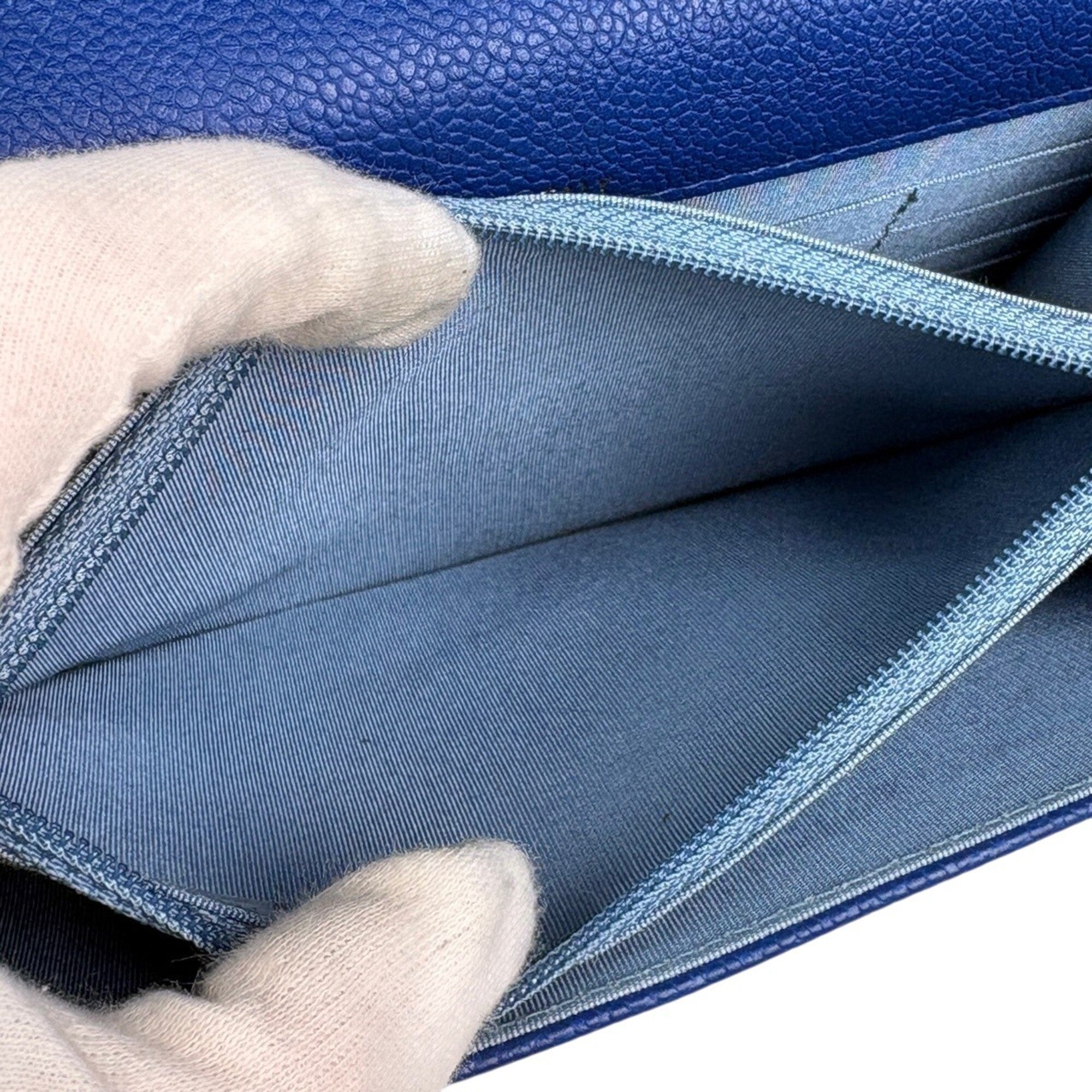 Chanel Blue Grained Calfskin Shoulder Bag (Pre-Owned)