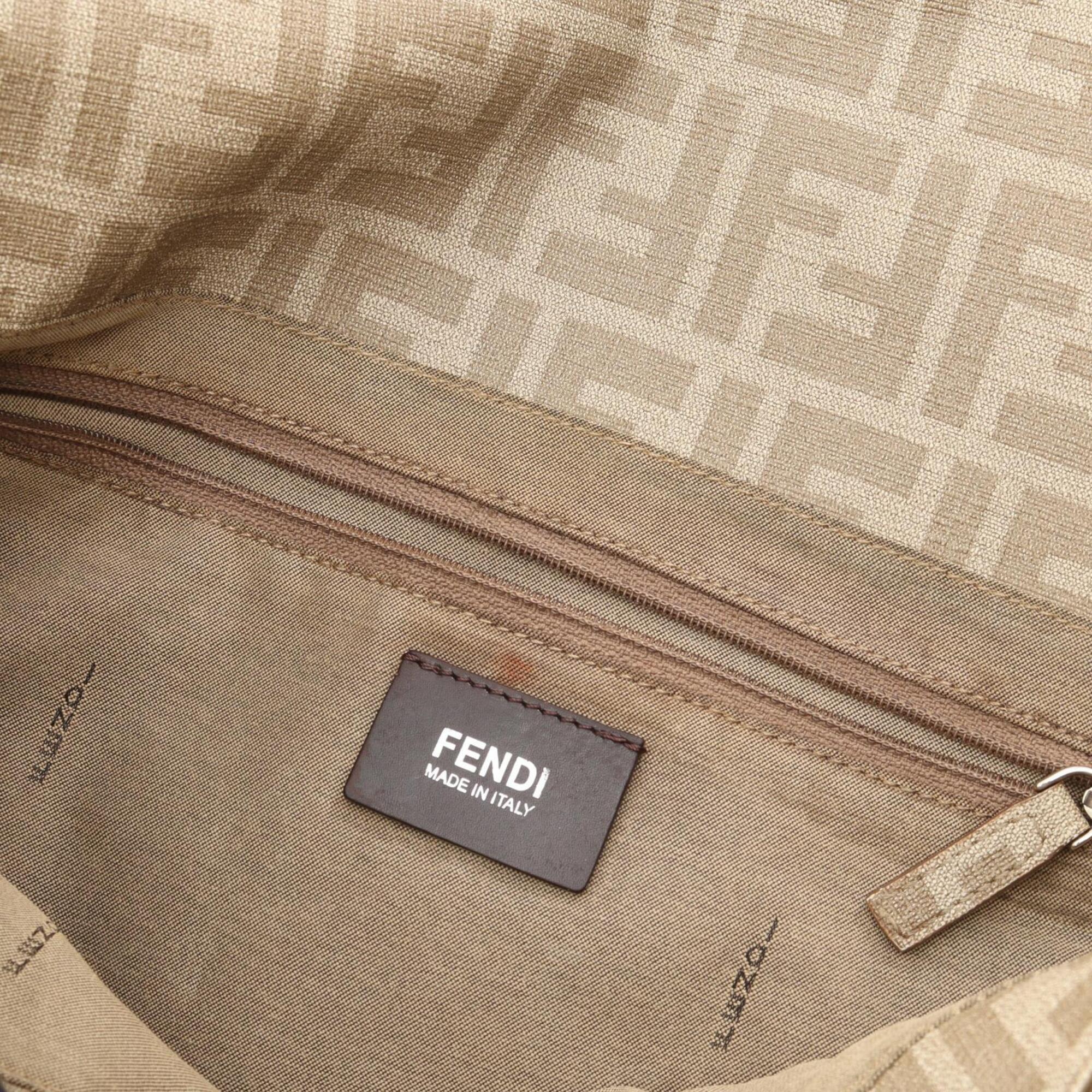 Fendi Beige Coated Canvas Shoulder Bag (Pre-Owned)