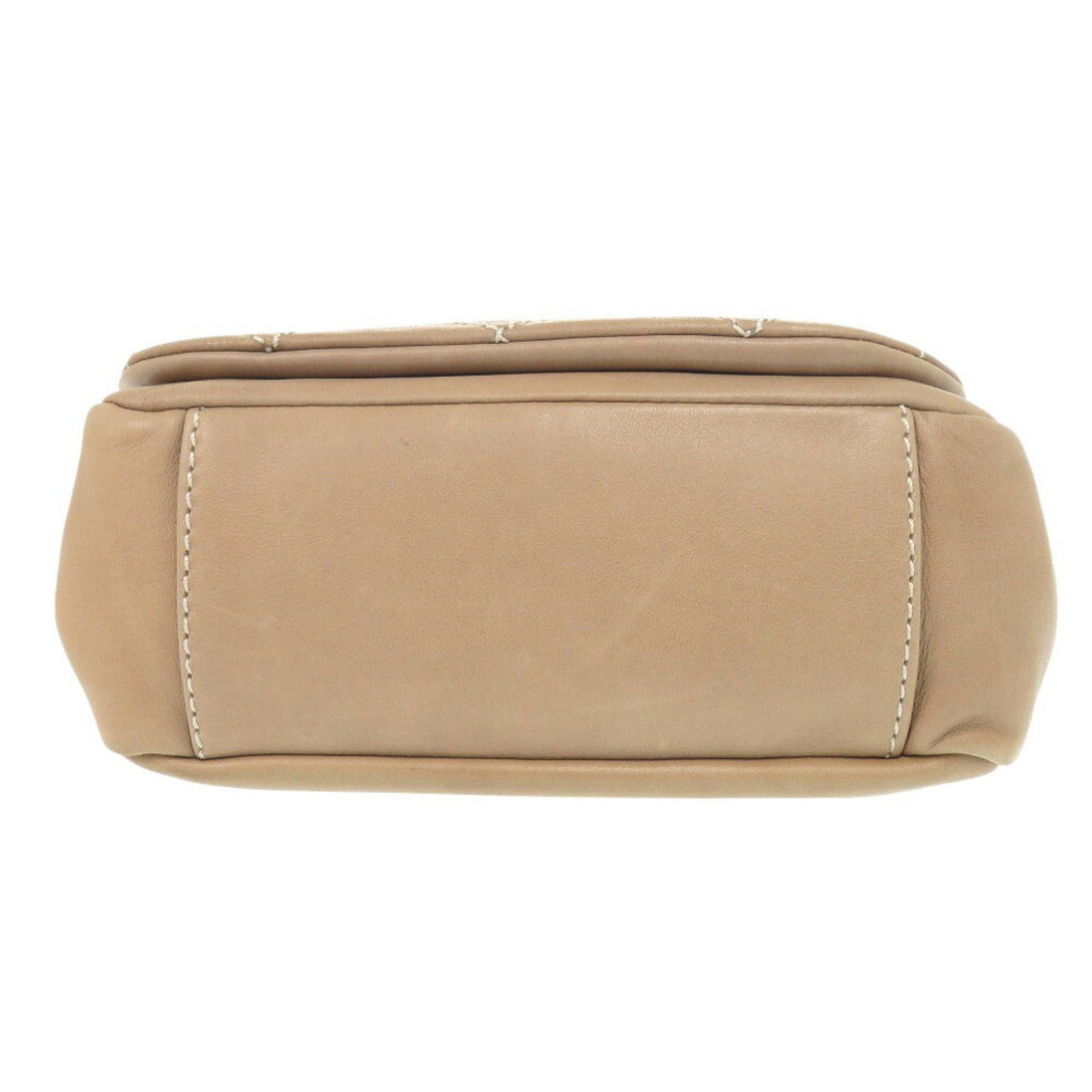 Chanel Beige Leather Shoulder Bag (Pre-Owned)