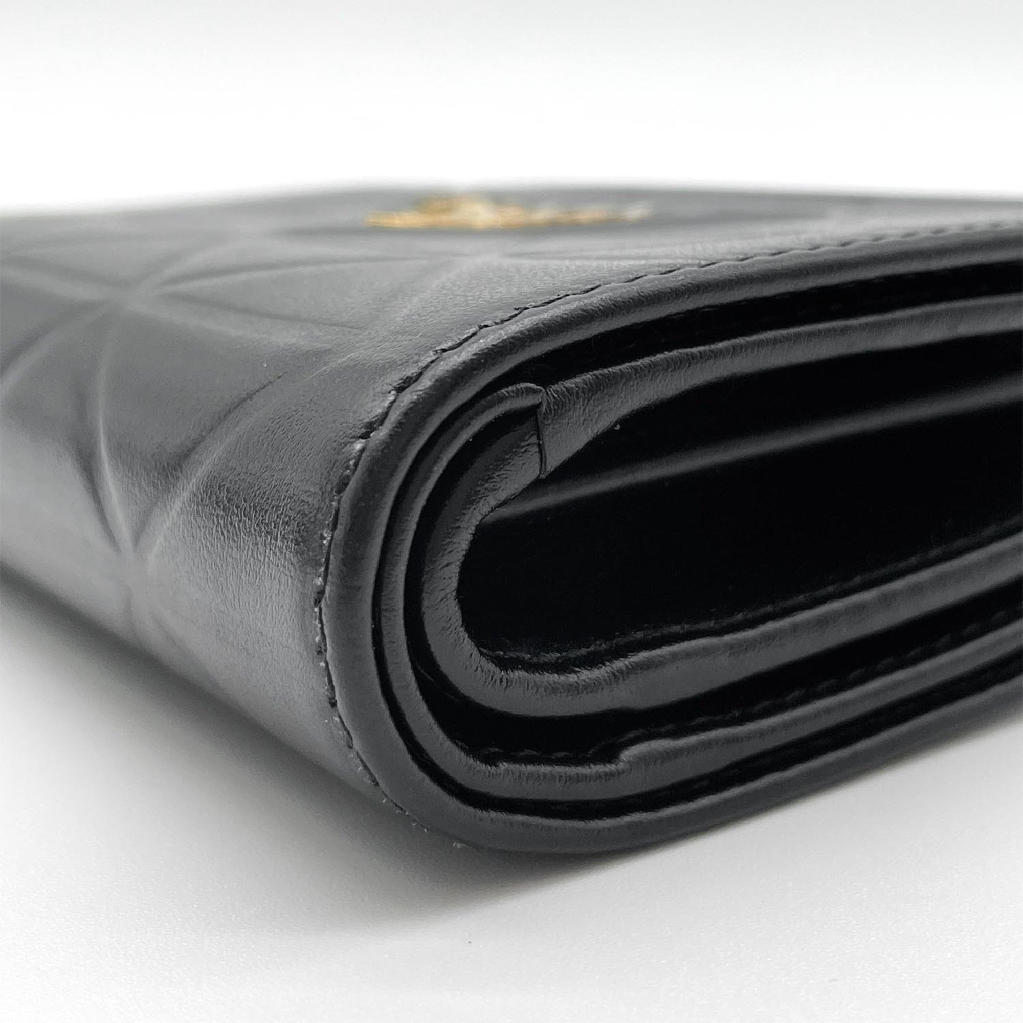 Prada Black Leather Wallet (Bi-Fold) (Pre-Owned)