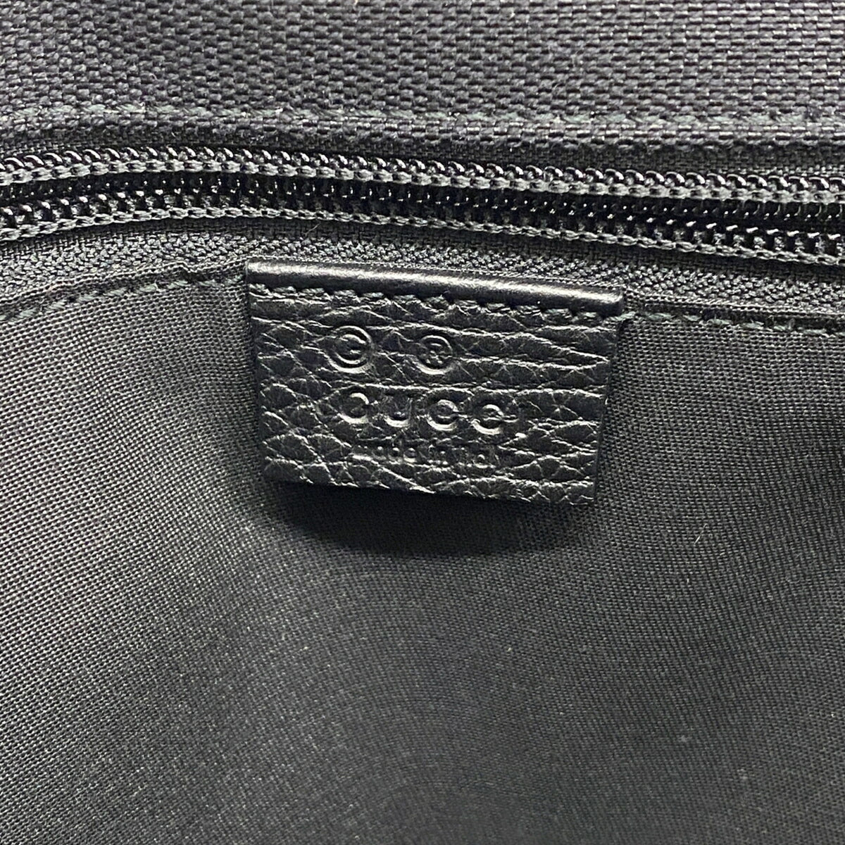 Gucci Black Canvas Shoulder Bag (Pre-Owned)
