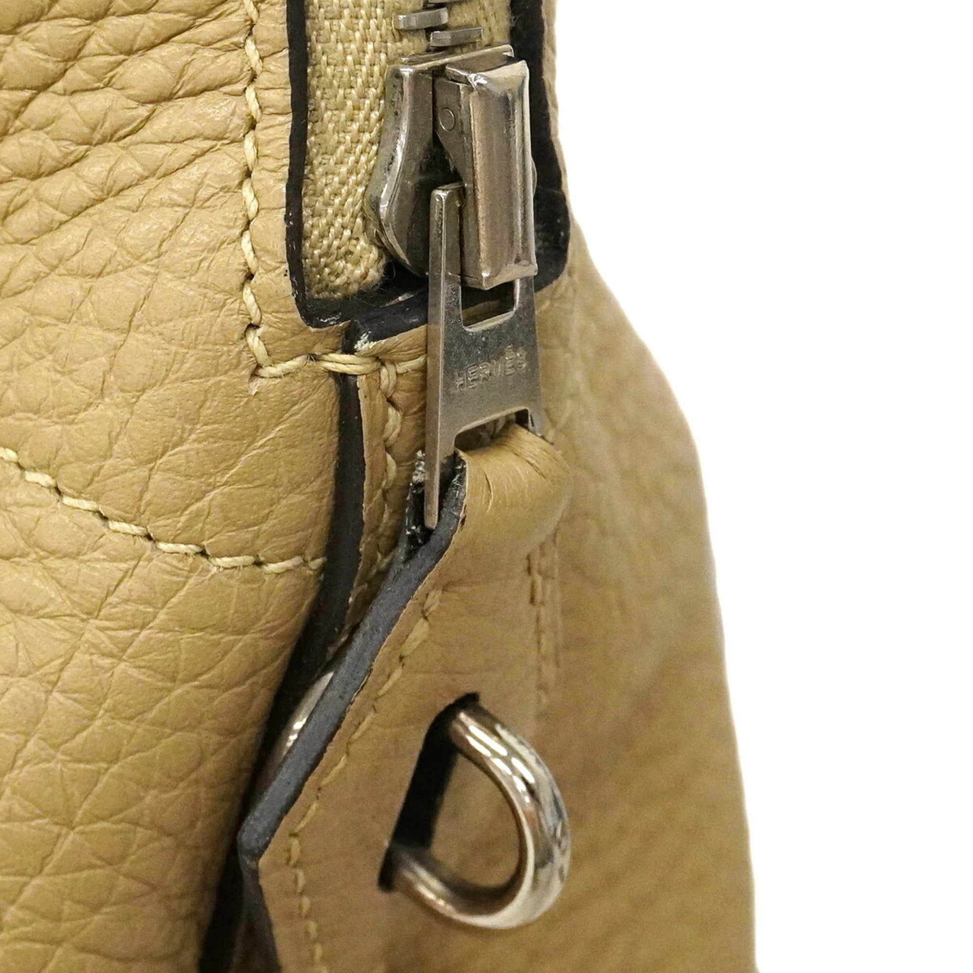 Hermes Beige Taurillon Clemence Leather Handbag (Pre-Owned)