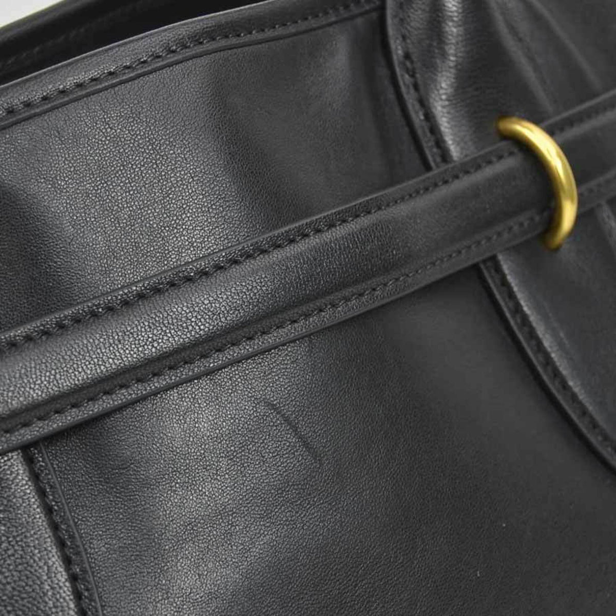 Miu Miu Black Leather Handbag (Pre-Owned)