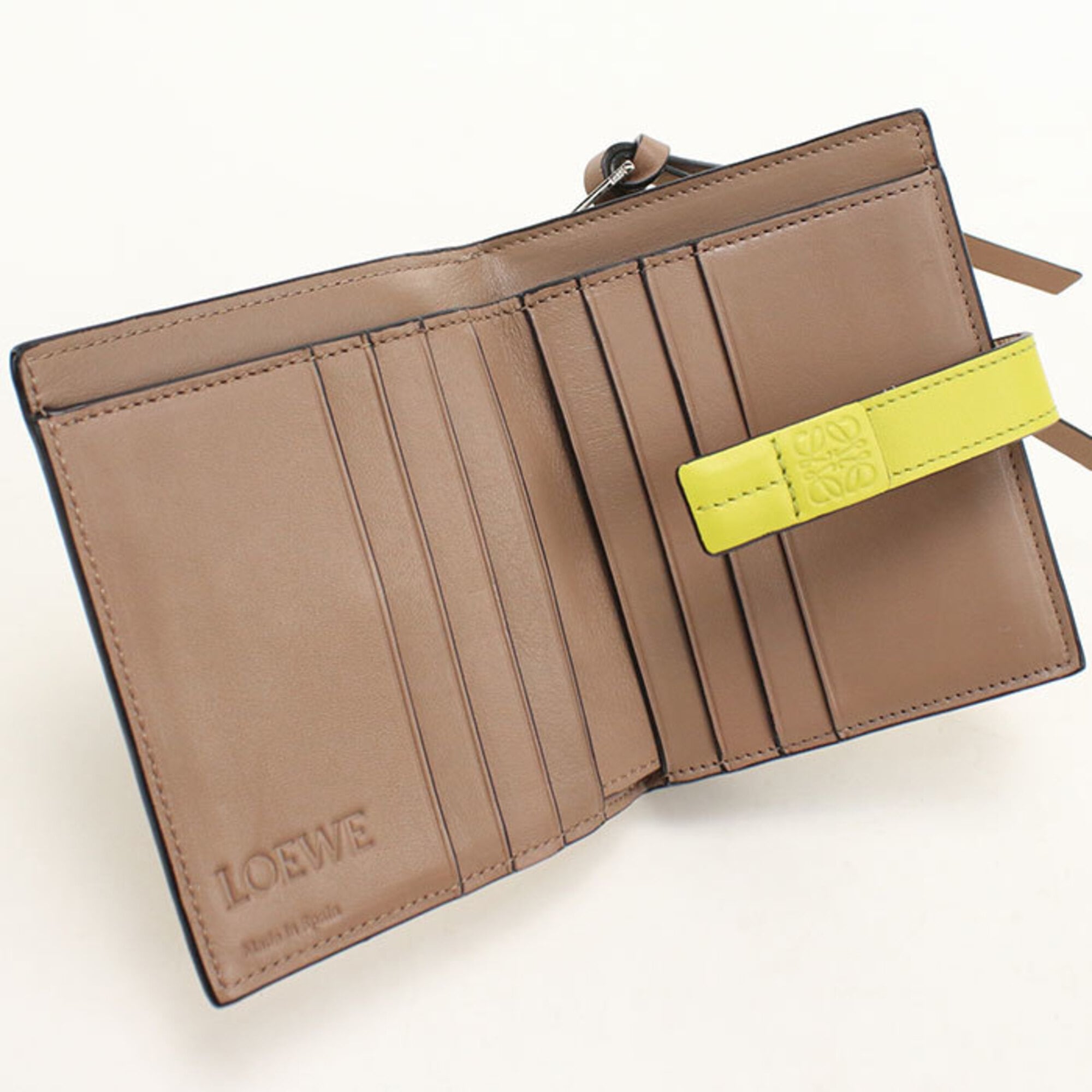 Loewe Beige Wallet (Bi-Fold) (Pre-Owned)