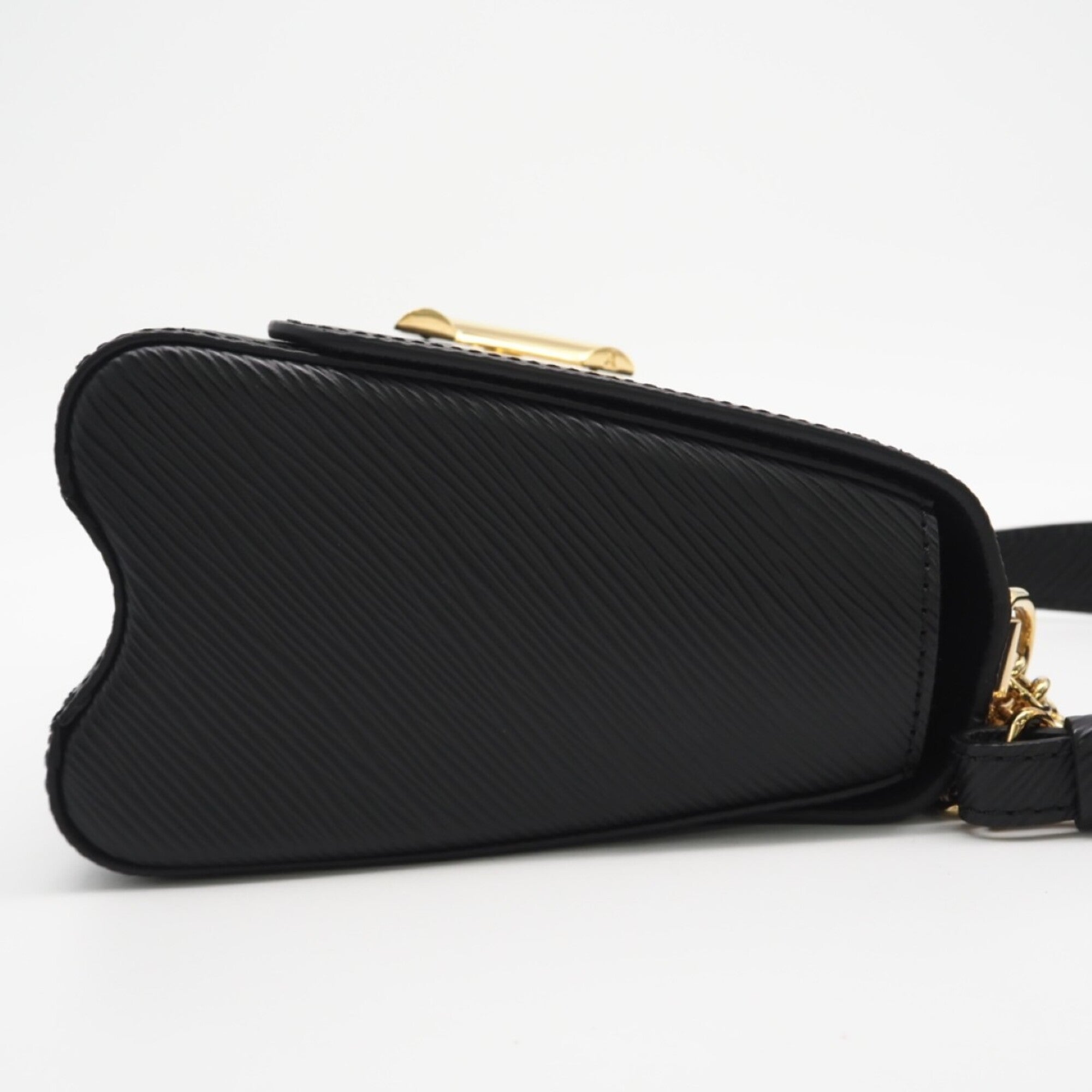 Louis Vuitton Black Noir Leather Shoulder Bag (Pre-Owned)