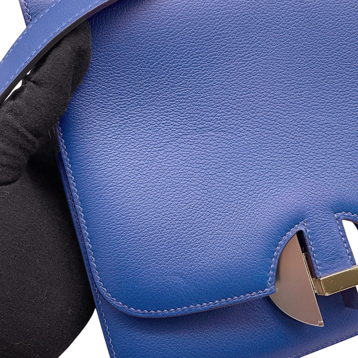 Hermes Kara Blue Handbag Shoulder Bag (Pre-Owned)
