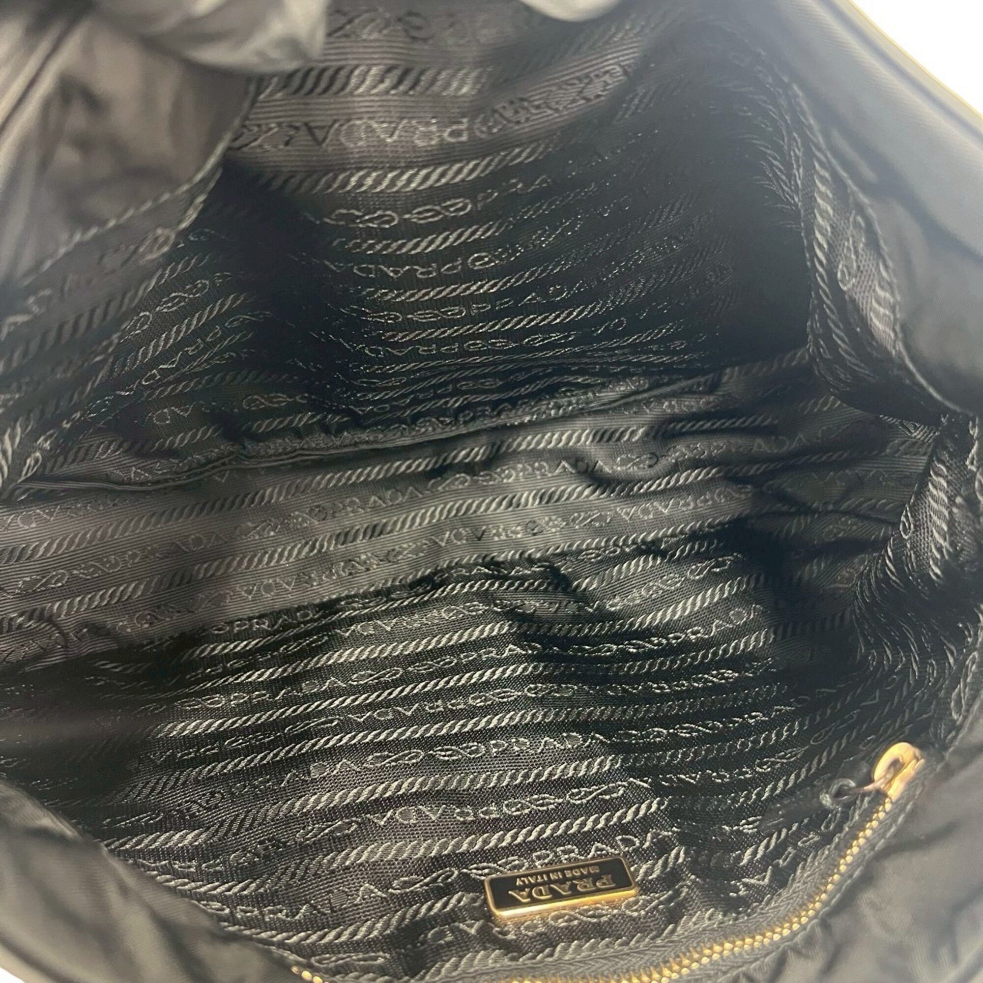 Prada Black Nylon Leather Handbag Shoulder Bag (Pre-Owned)