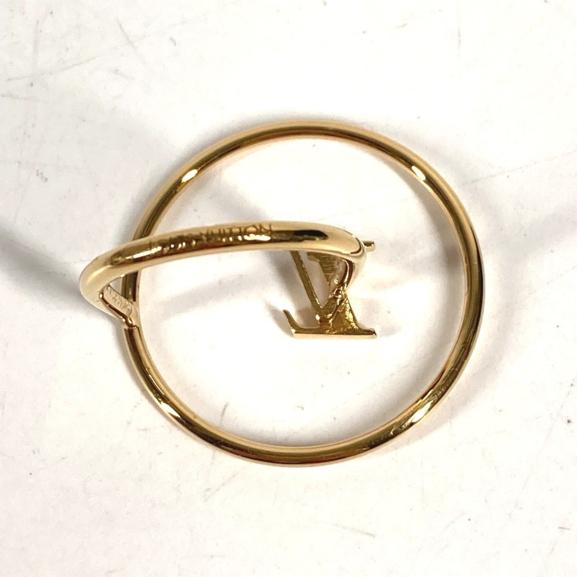 Louis Vuitton Gold Metal Band Ring (Pre-Owned)