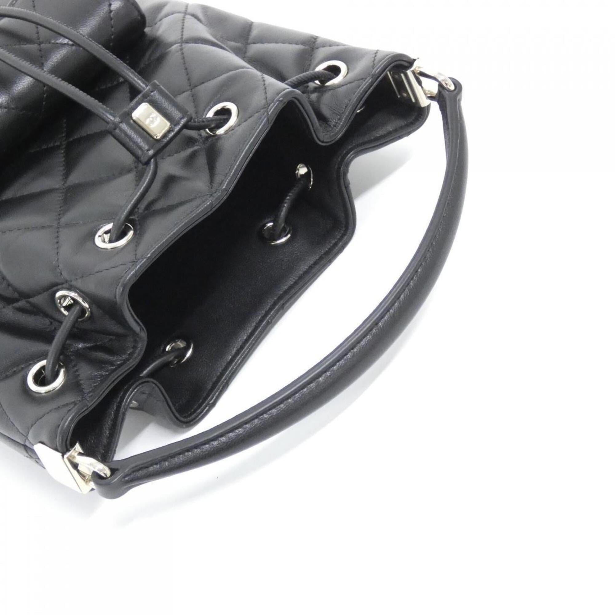 Chanel Black Leather Handbag (Pre-Owned)