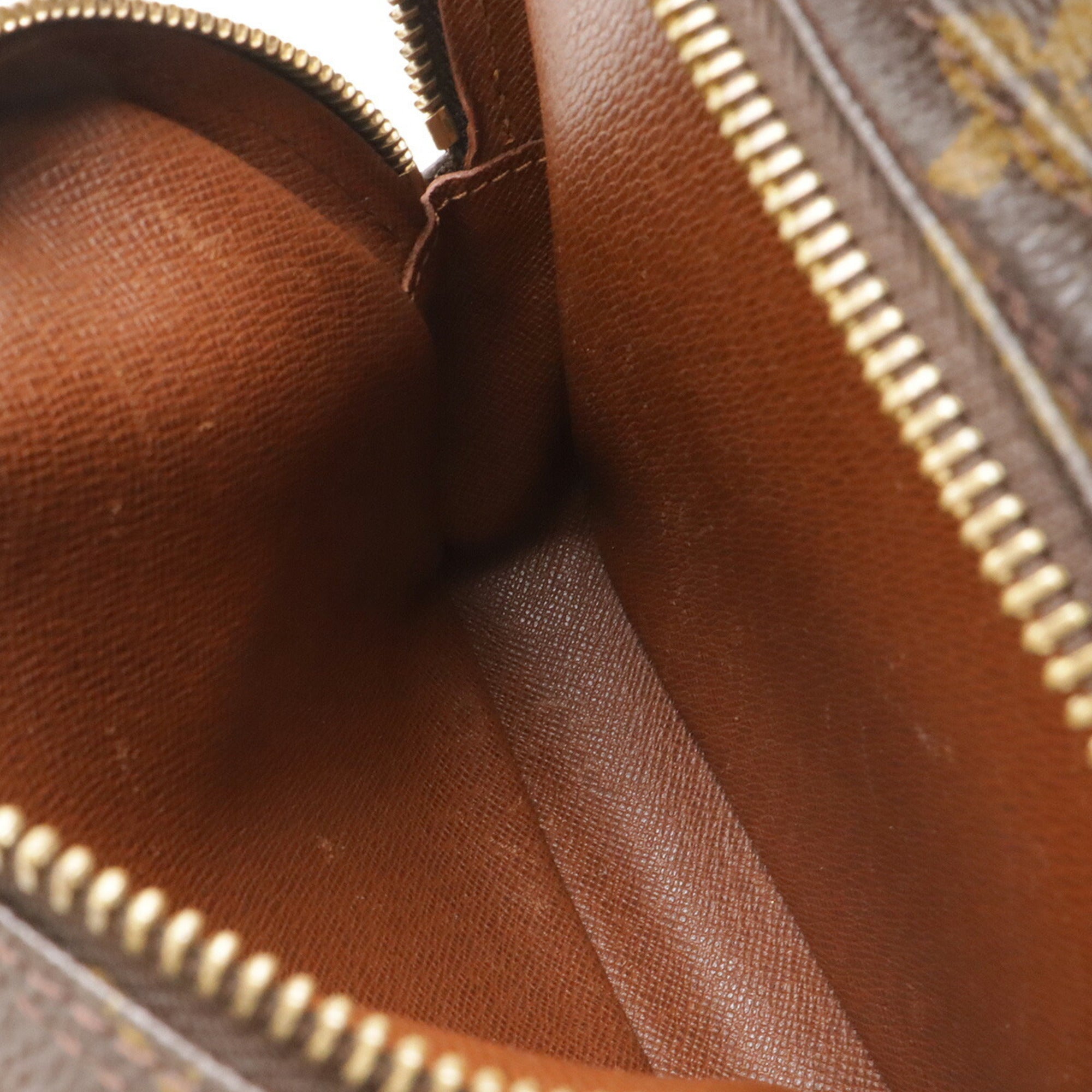 Louis Vuitton Brown Monogram Canvas Pochette Shoulder Bag (Pre-Owned)