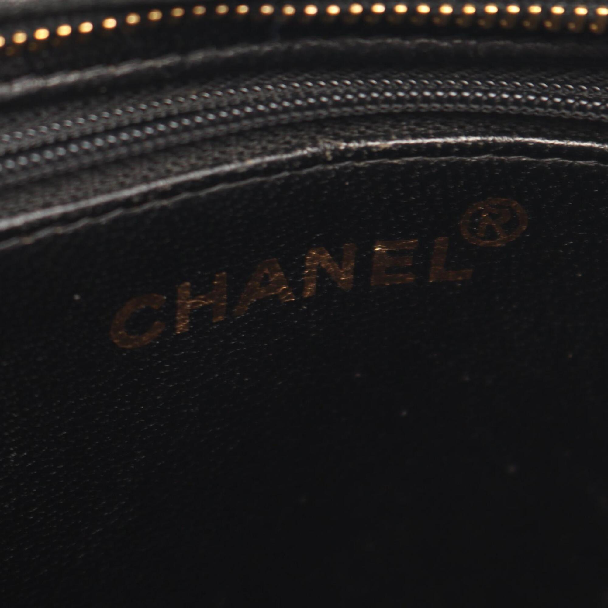 Chanel Black Leather Tote Bag (Pre-Owned)