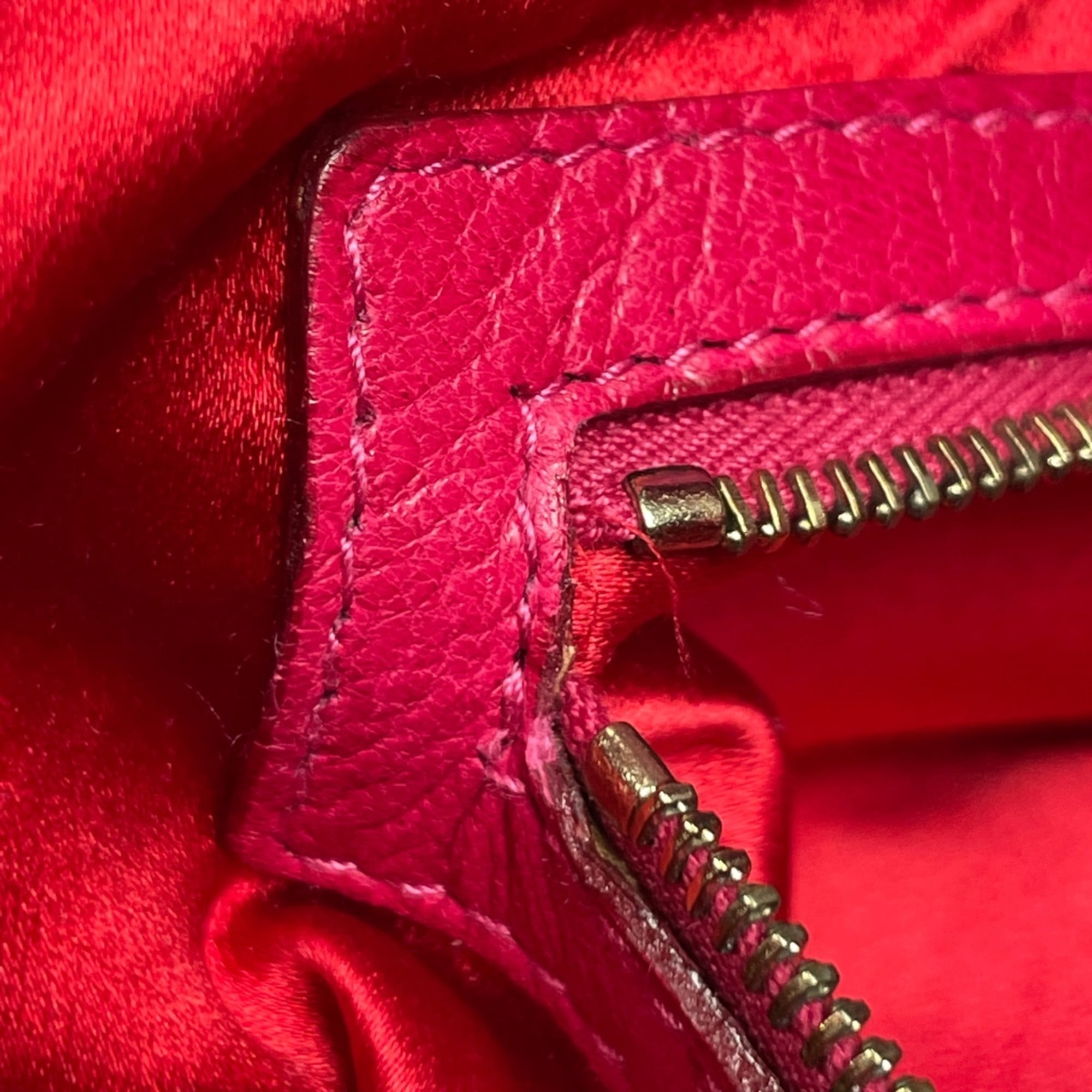 Fendi Pink Suede Leather Shoulder Bag (Pre-Owned)