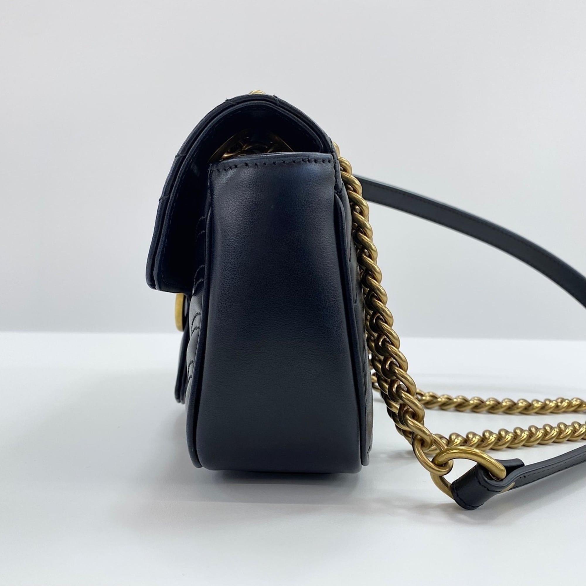 Gucci Gg Marmont Black Shoulder Bag (Pre-Owned)