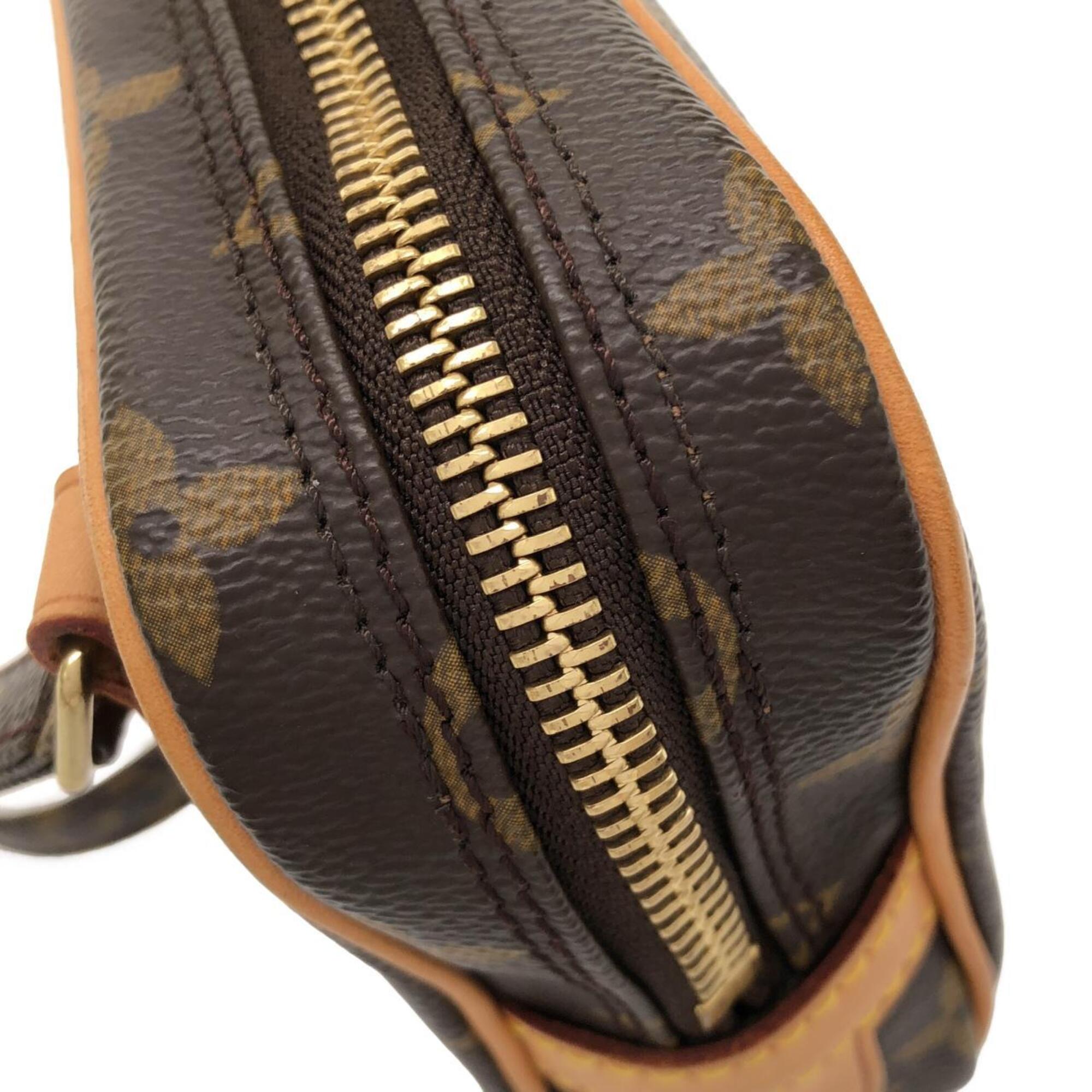 Louis Vuitton Marron Coated Canvas Shoulder Bag (Pre-Owned)