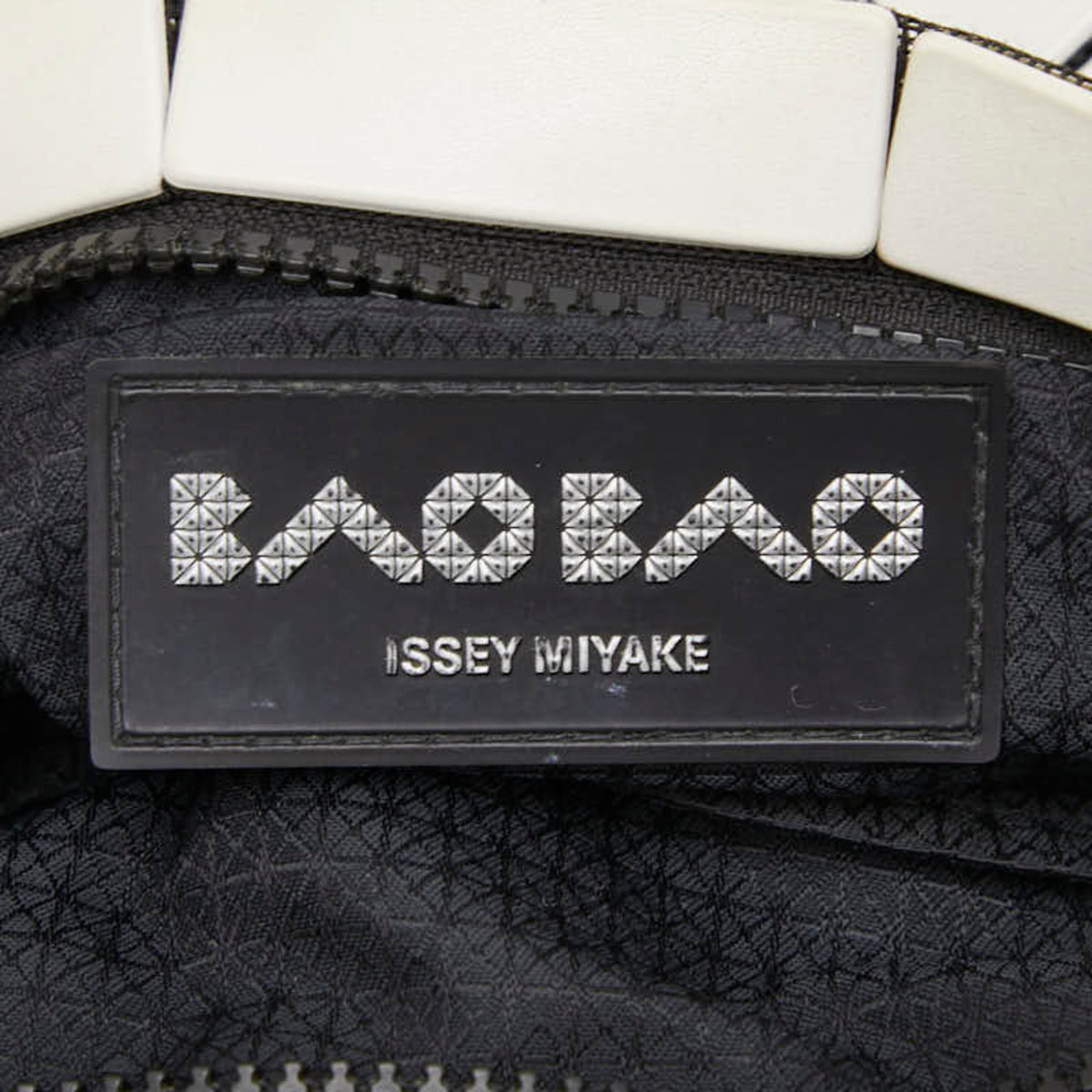Issey Miyake Black Gray Polyester Pvc Shoulder Bag (Pre-Owned)