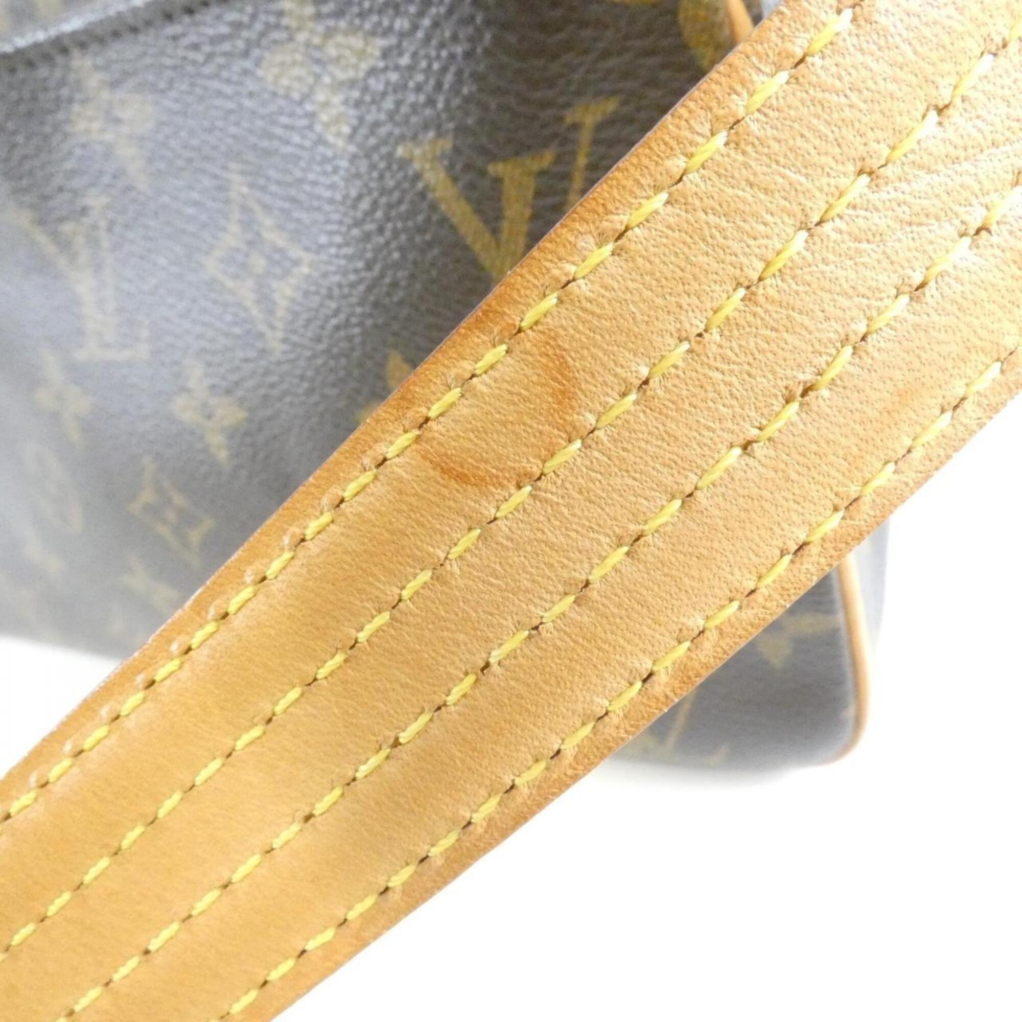 Louis Vuitton Marron Coated Canvas Shoulder Bag (Pre-Owned)