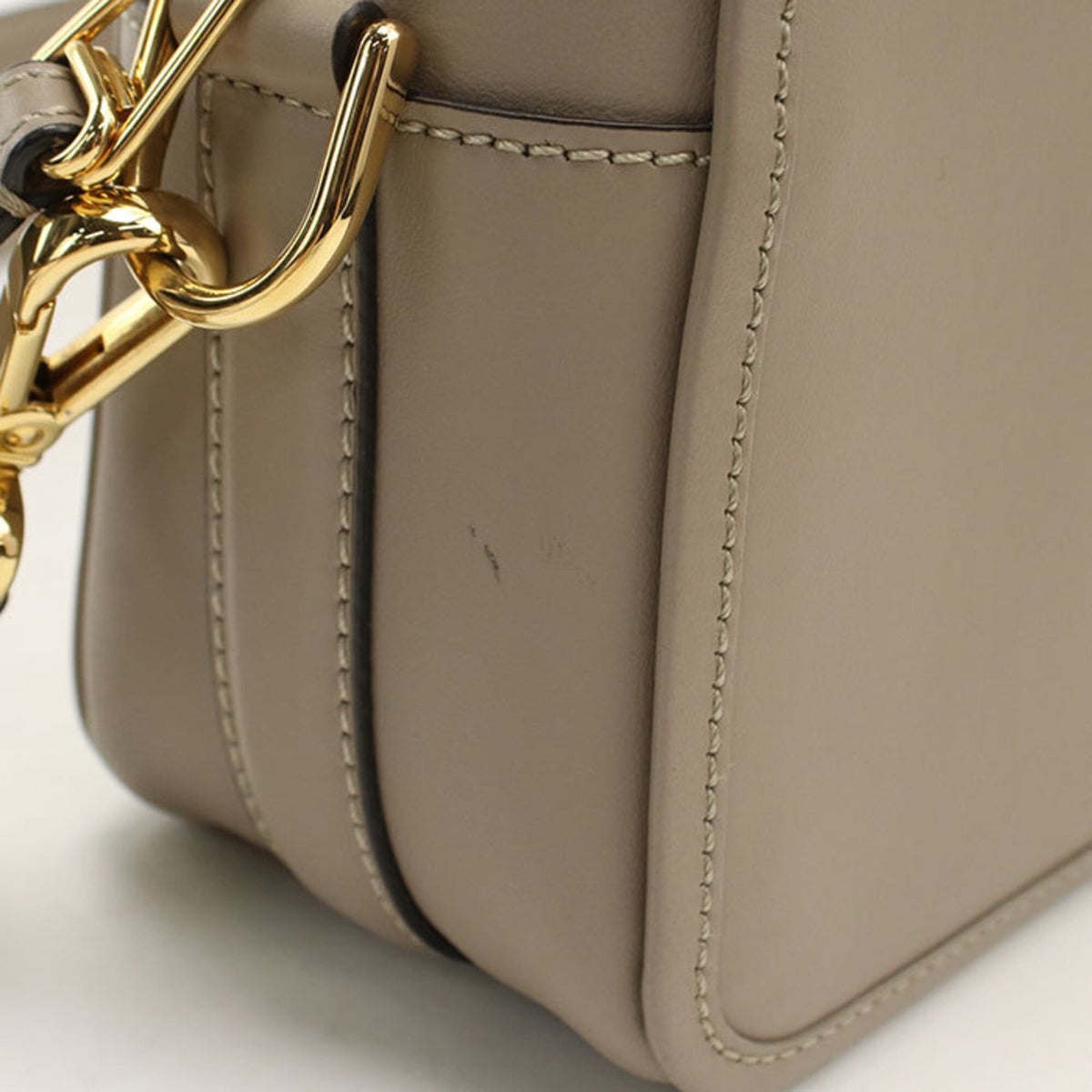 Fendi Gray Leather Shoulder Bag (Pre-Owned)