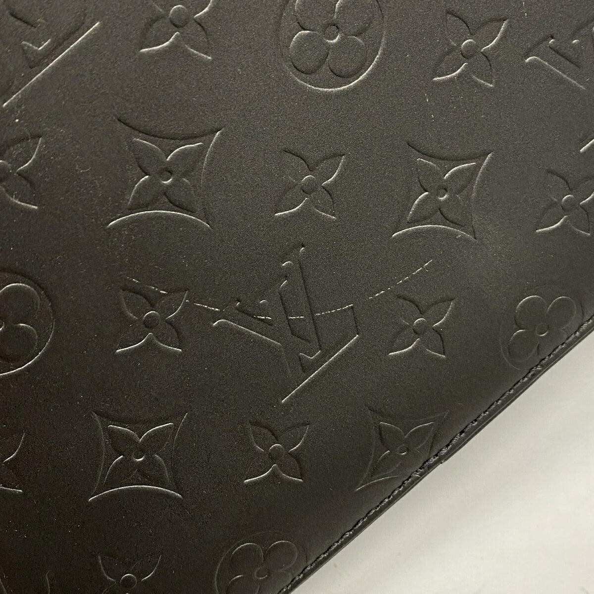 Louis Vuitton Noir Tote Bag (Pre-Owned)