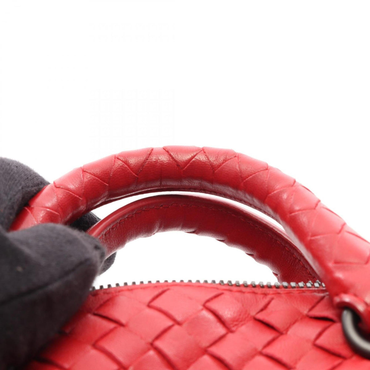 Bottega Veneta Red Color Leather Handbag (Pre-Owned)