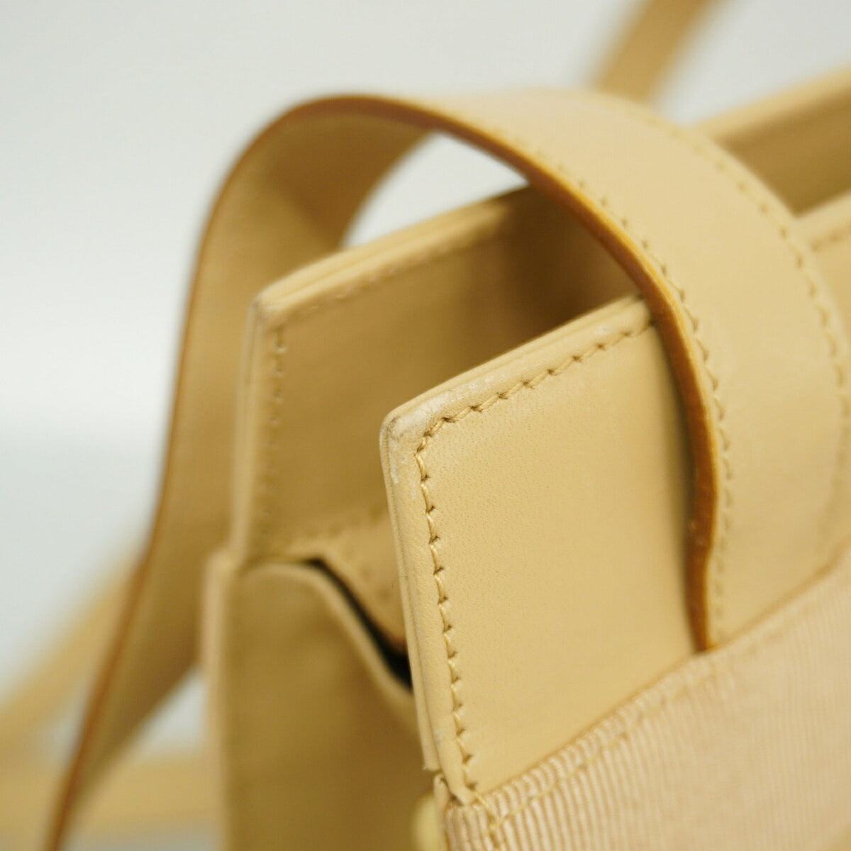 Salvatore Ferragamo Beige Leather Tote Bag (Pre-Owned)