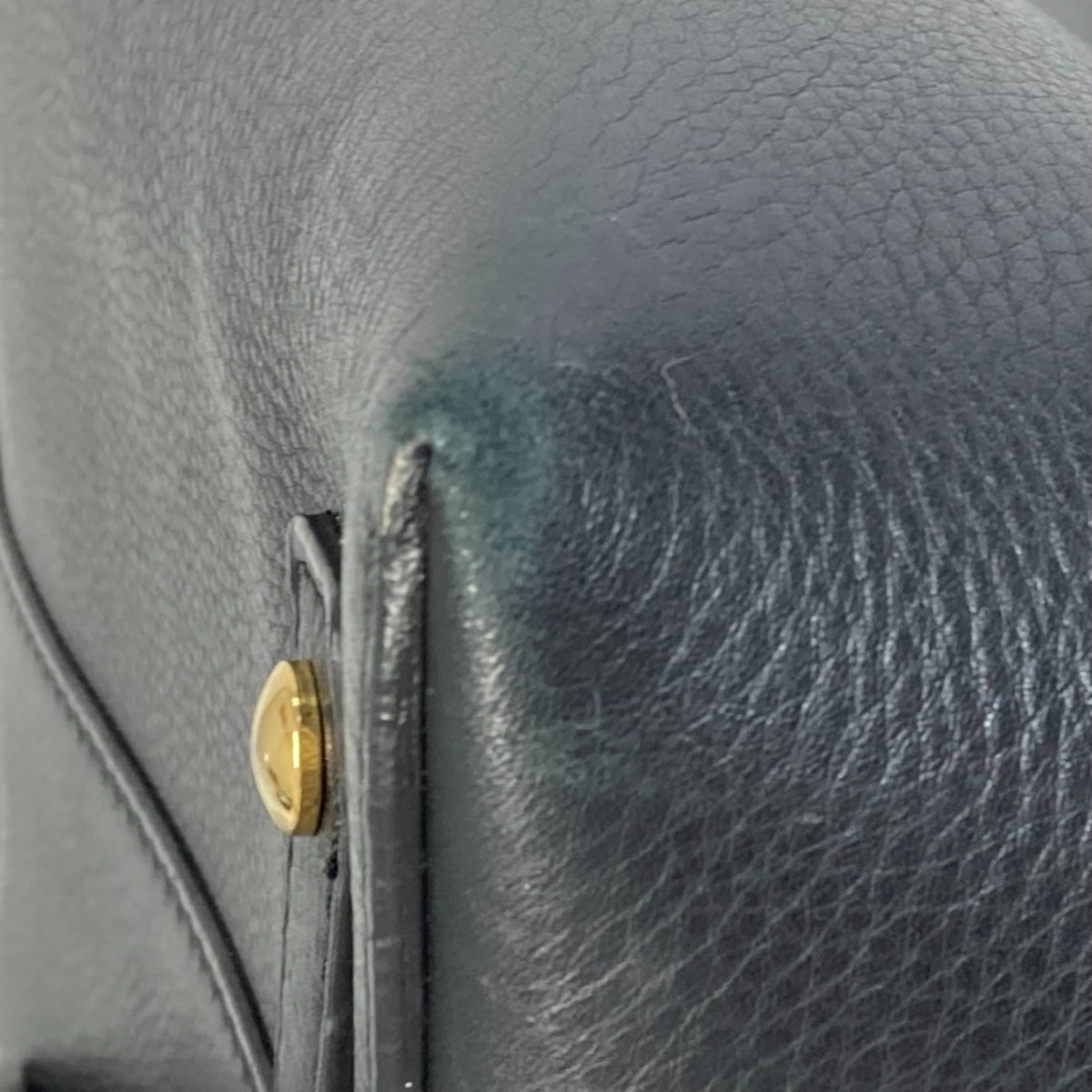 Burberry Black Leather Shoulder Bag (Pre-Owned)