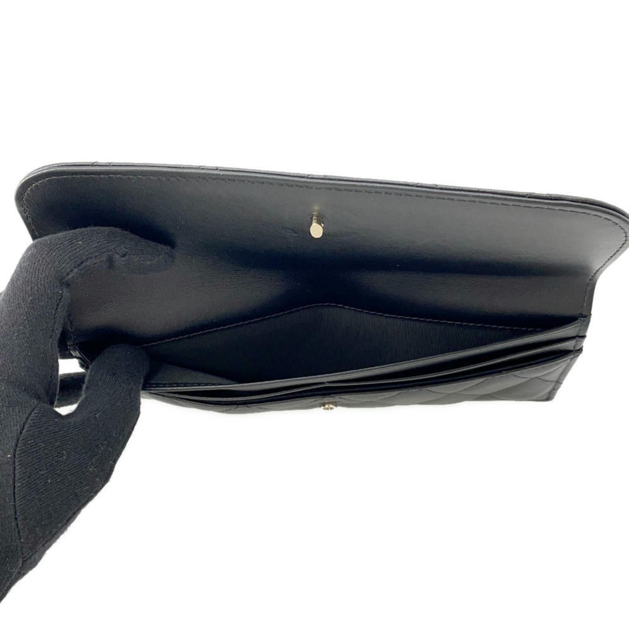 Chanel Black Leather Clutch Bag (Pre-Owned)