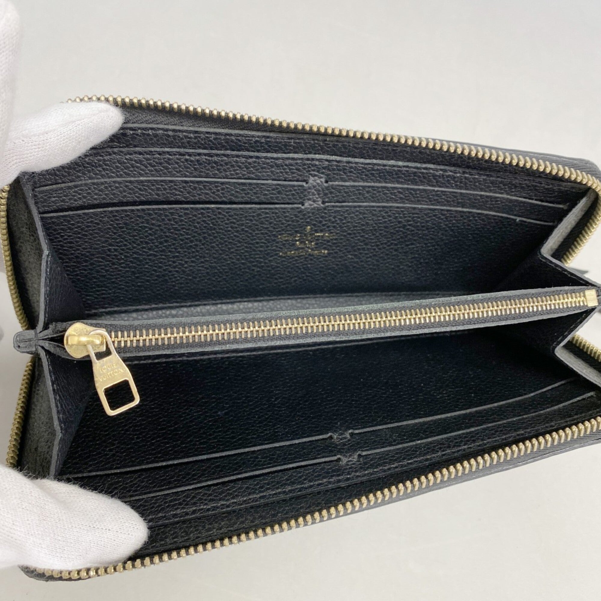 Louis Vuitton Noir Long Wallet (Bi-Fold) (Pre-Owned)
