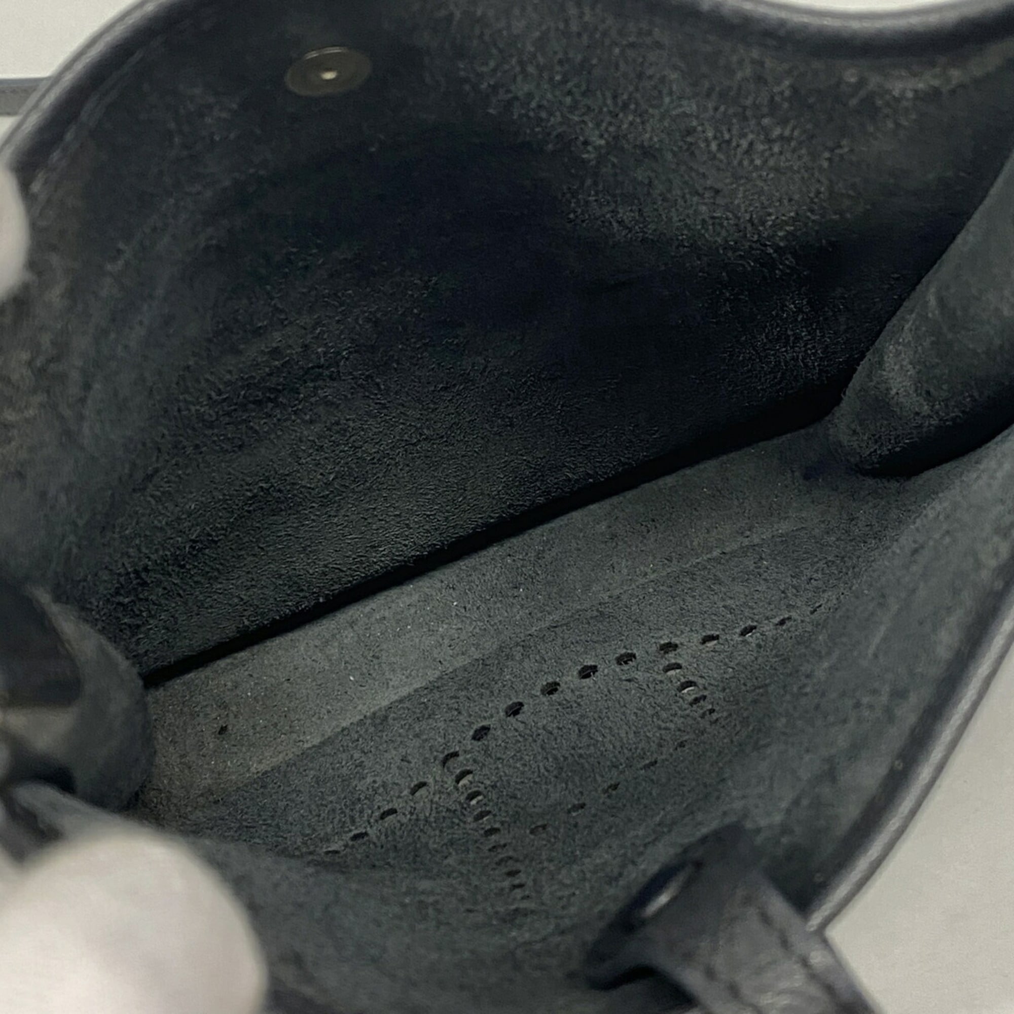 Hermes Black Epsom Leather Leather Shoulder Bag (Pre-Owned)