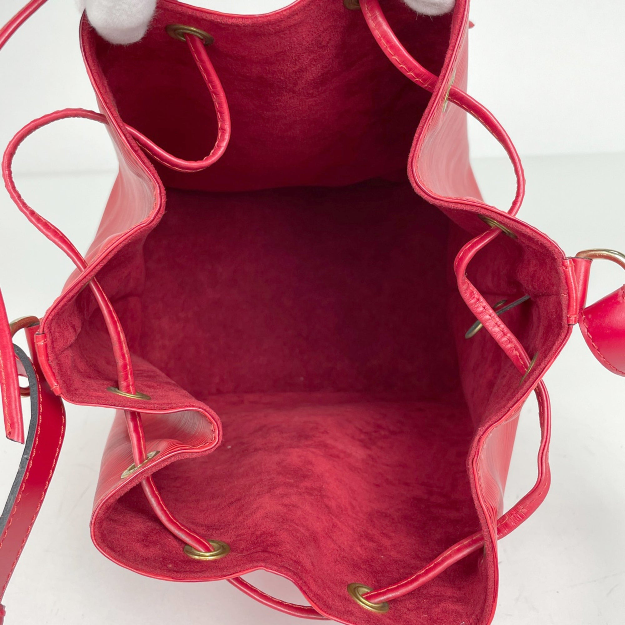 Louis Vuitton Castilian Red Epi Leather Shoulder Bag (Pre-Owned)