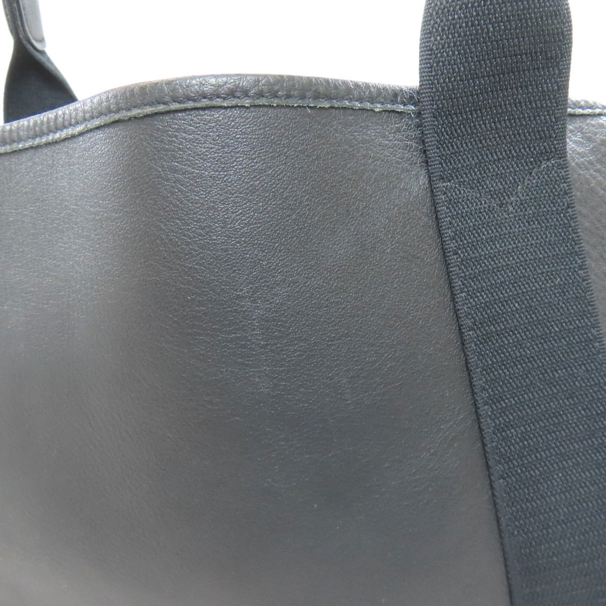 Balenciaga Black Leather Handbag (Pre-Owned)